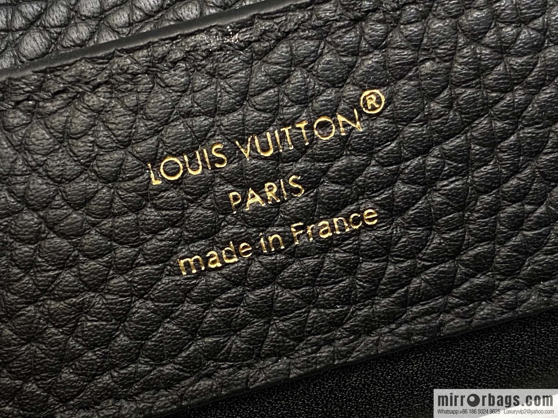 [Boutique‑grade] M12345 black full leather cap that English model, this Capucines mini handbag
