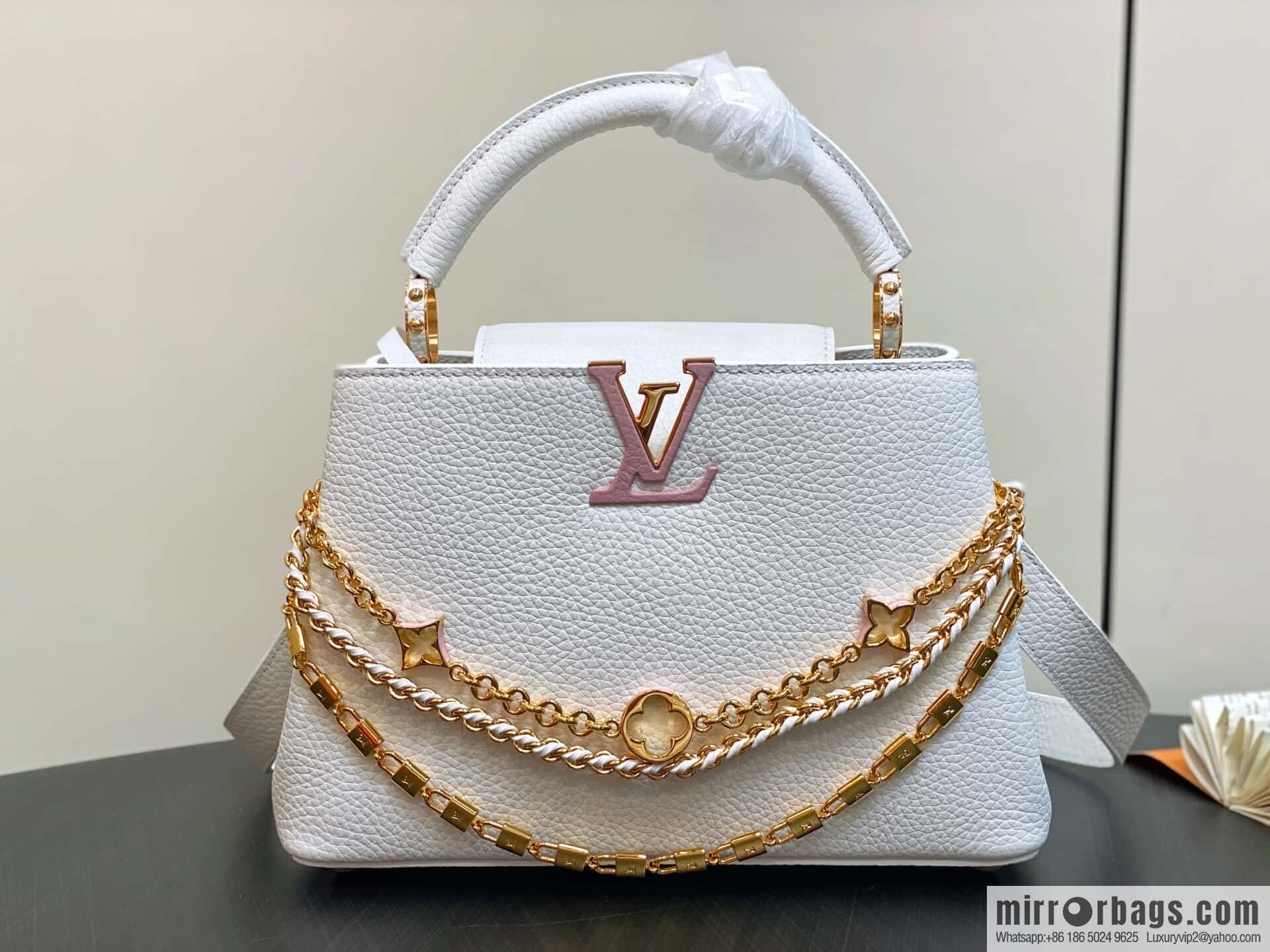 [Boutique‑grade] M12279 white, full leather cap that English Capucines BB handbag