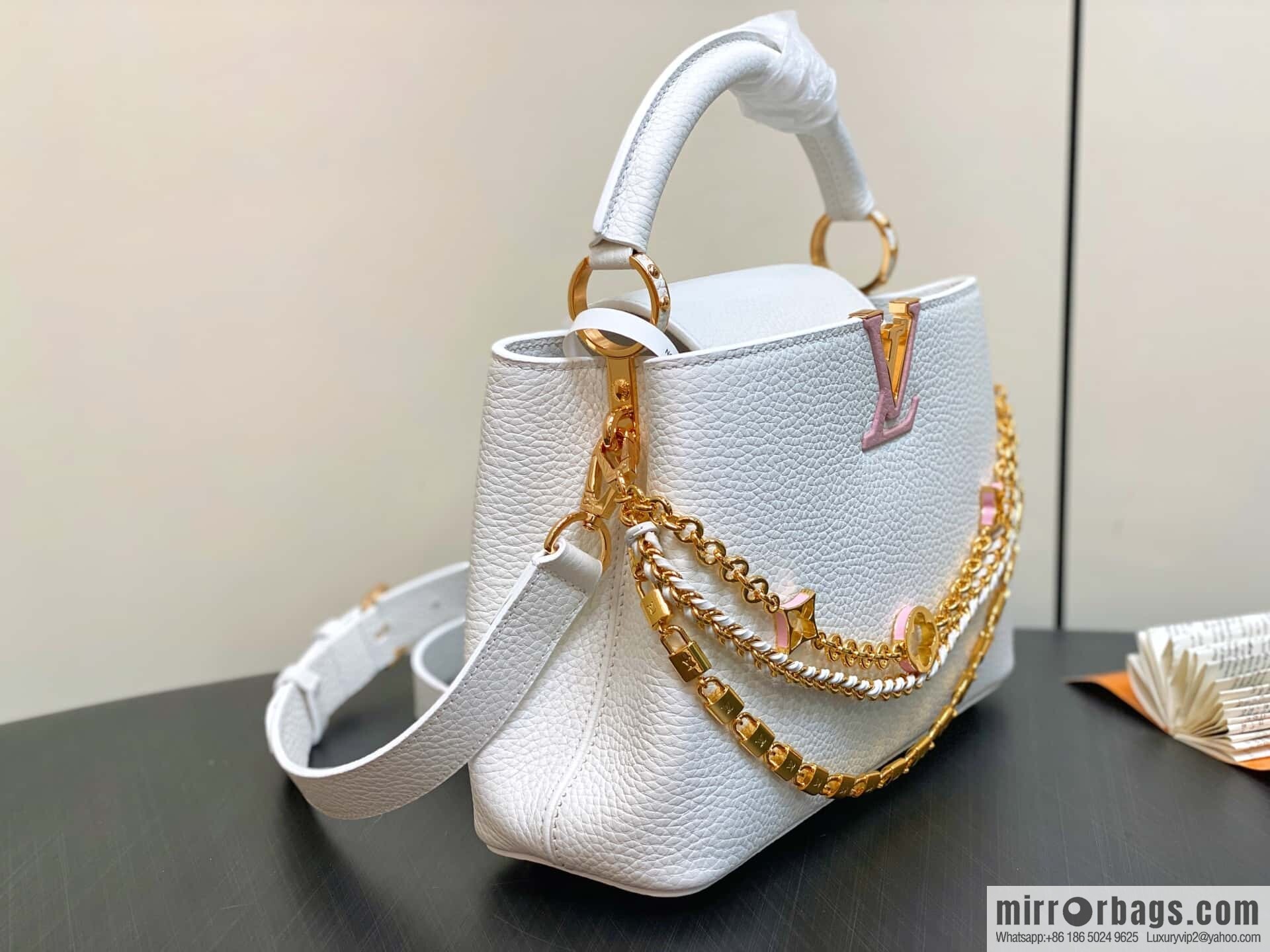 [Boutique‑grade] M12279 white, full leather cap that English Capucines BB handbag