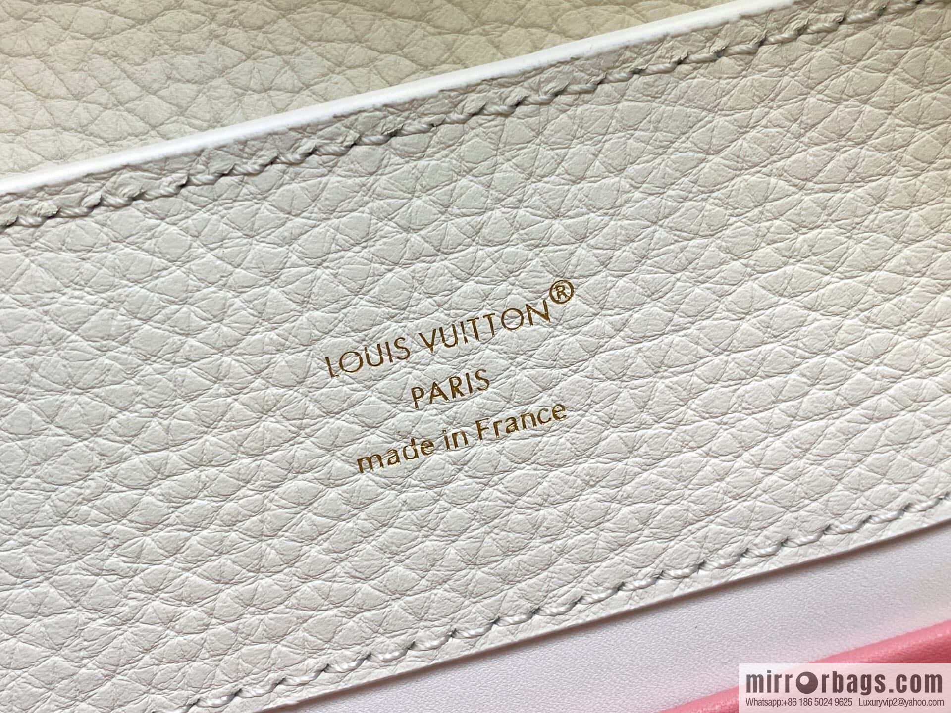 [Boutique‑grade] M12279 white, full leather cap that English Capucines BB handbag