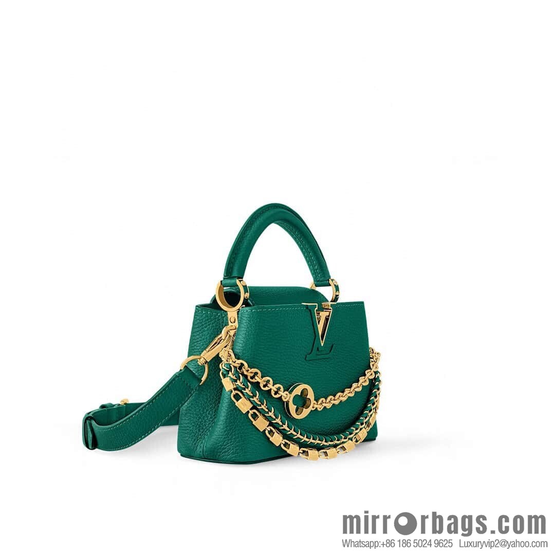 [Boutique‑grade] M11906 green, full leather cap, English style, this Capucines medium handbag.