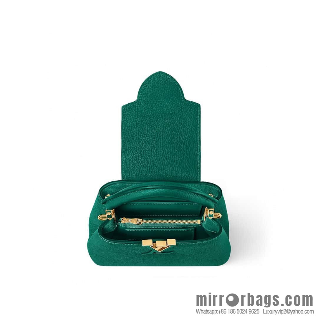 [Boutique‑grade] M11906 green, full leather cap, English style, this Capucines medium handbag.