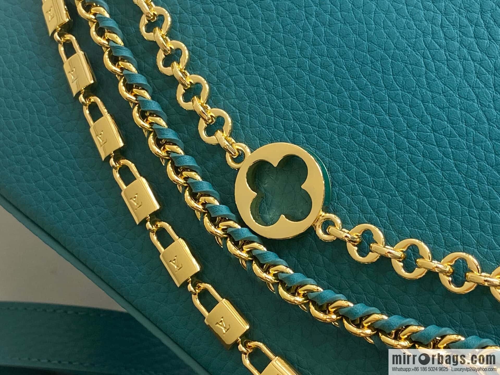 [Boutique‑grade] M11906 green, full leather cap, this Capucines BB handbag