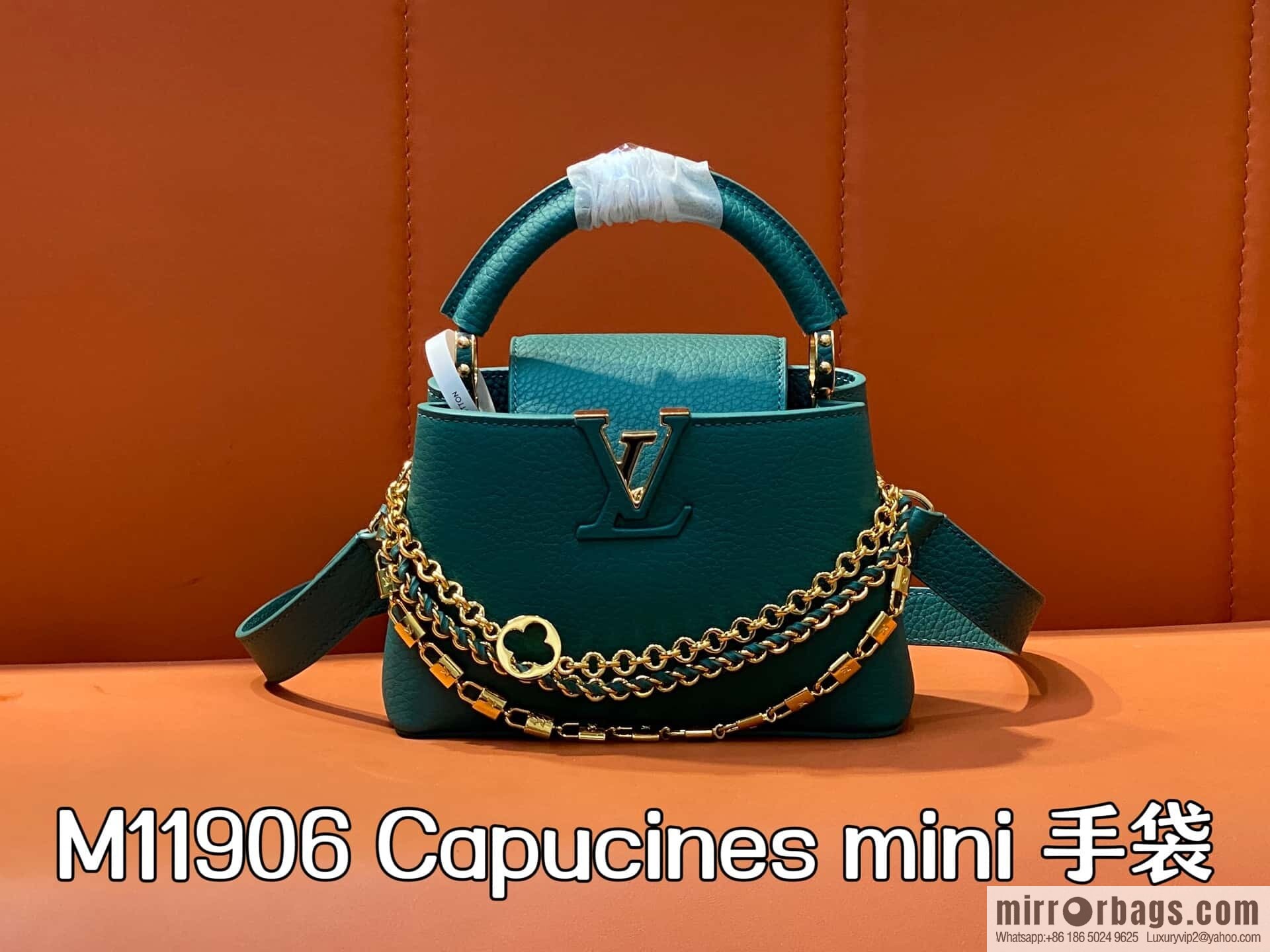 [Boutique‑grade] M11906 green, full leather cap, this Capucines mini handbag