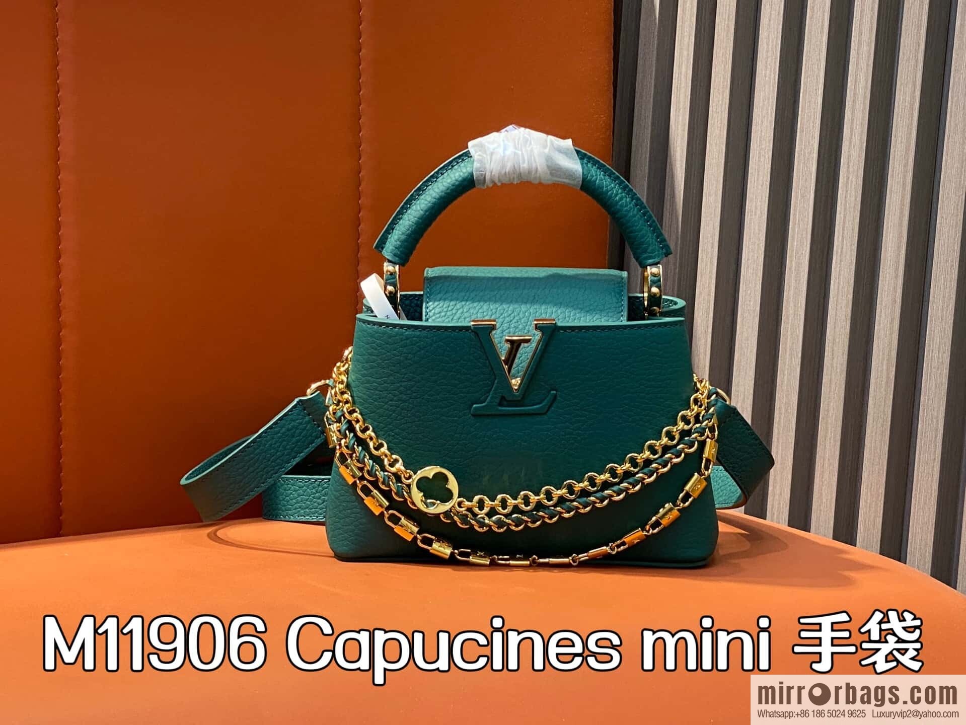 [Boutique‑grade] M11906 green, full leather cap, this Capucines mini handbag