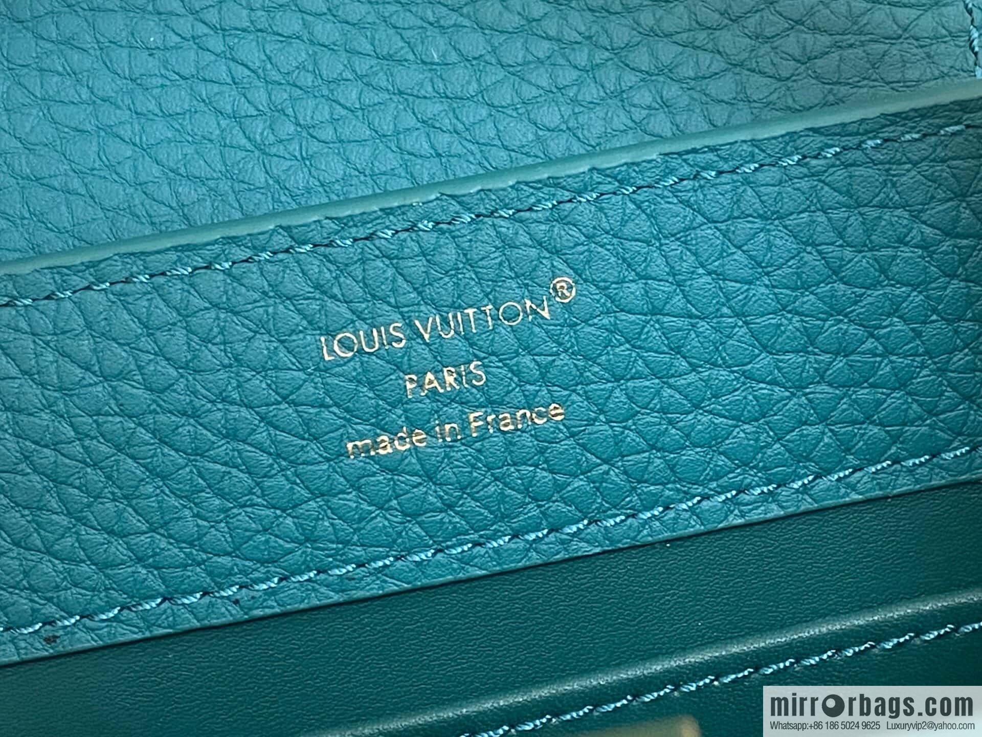 [Boutique‑grade] M11906 green, full leather cap, this Capucines mini handbag