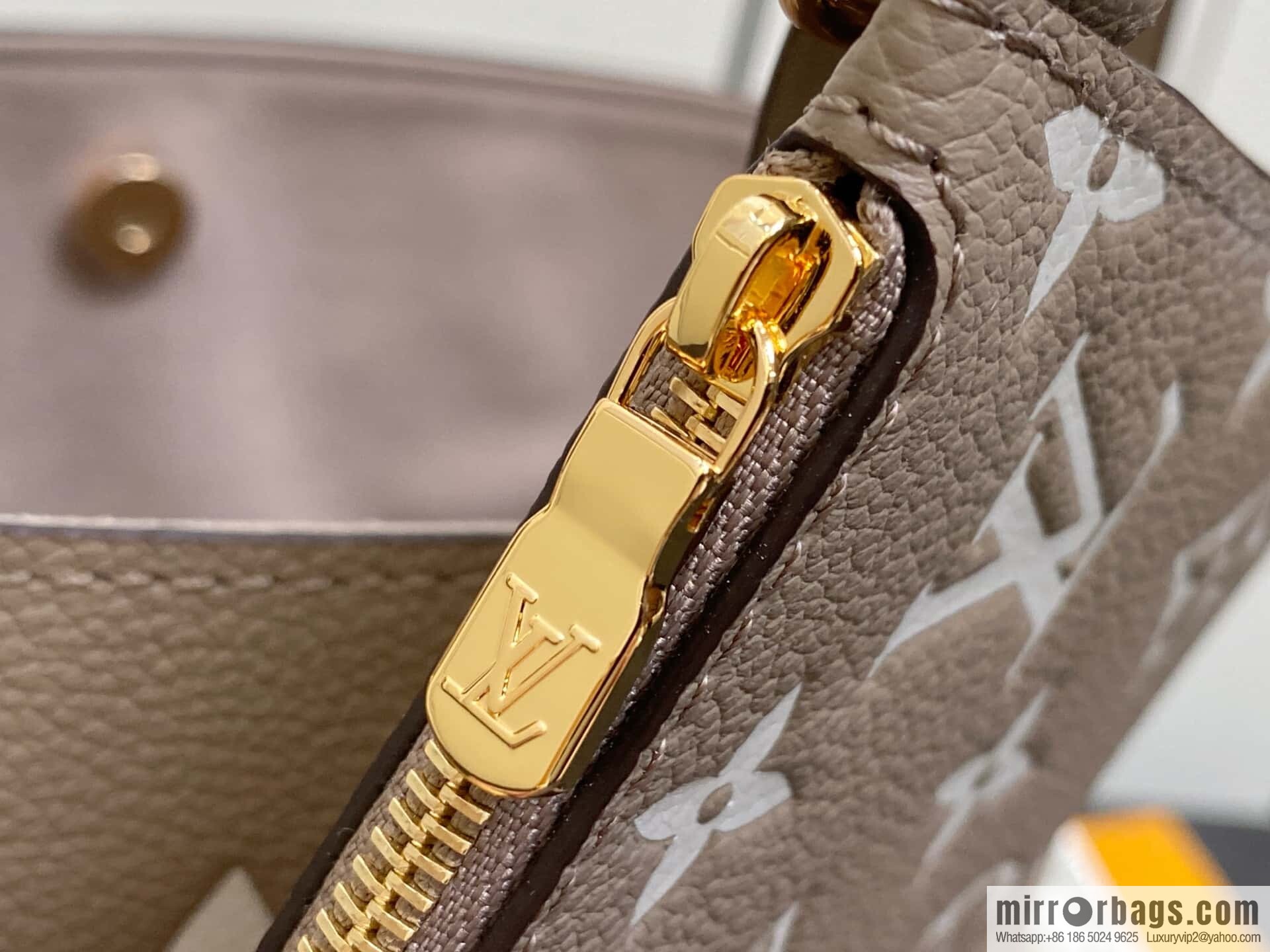 [Boutique‑grade] M13045 apricot silk screen printing, full leather bucket bag ALL IN BB bucket handbag