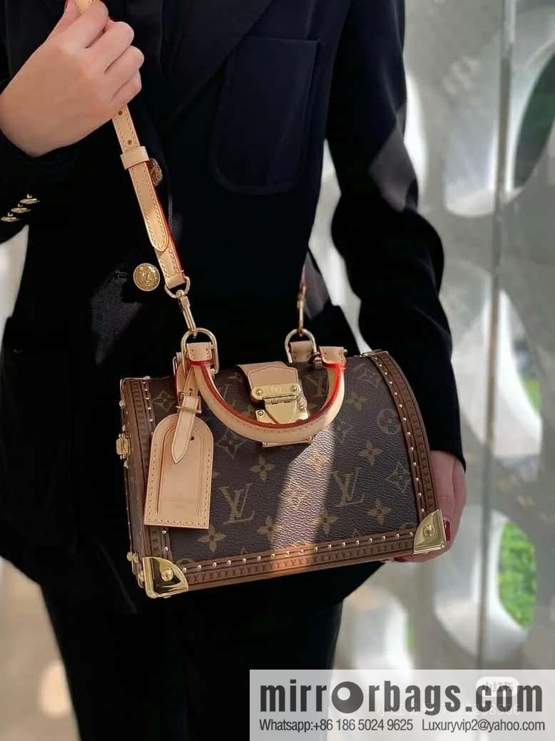 [Boutique‑grade] M11154 presbyopia, box hard box, this Iconic Speedy 20 handbag.