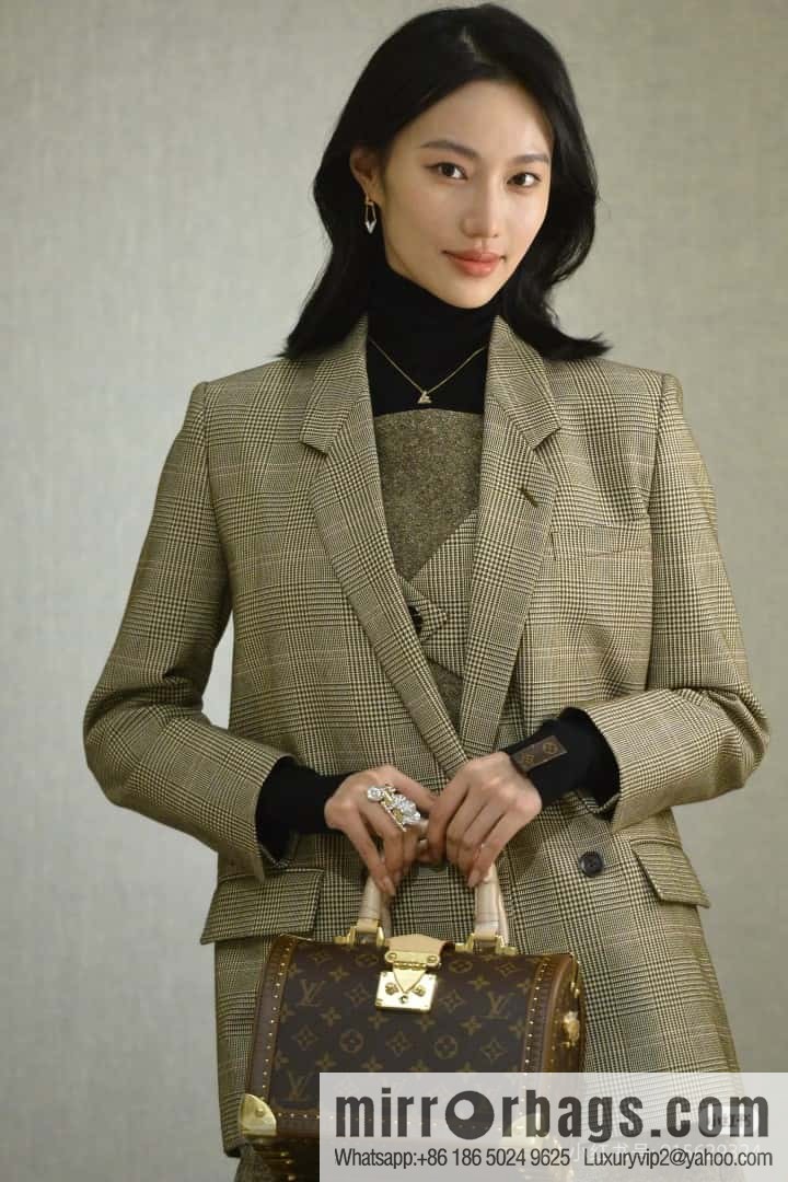 [Boutique‑grade] M11154 presbyopia, box hard box, this Iconic Speedy 20 handbag.