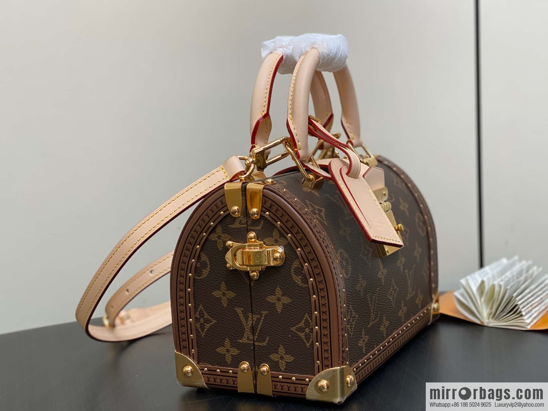 [Boutique‑grade] M11154 presbyopia, box hard box, this Iconic Speedy 20 handbag.