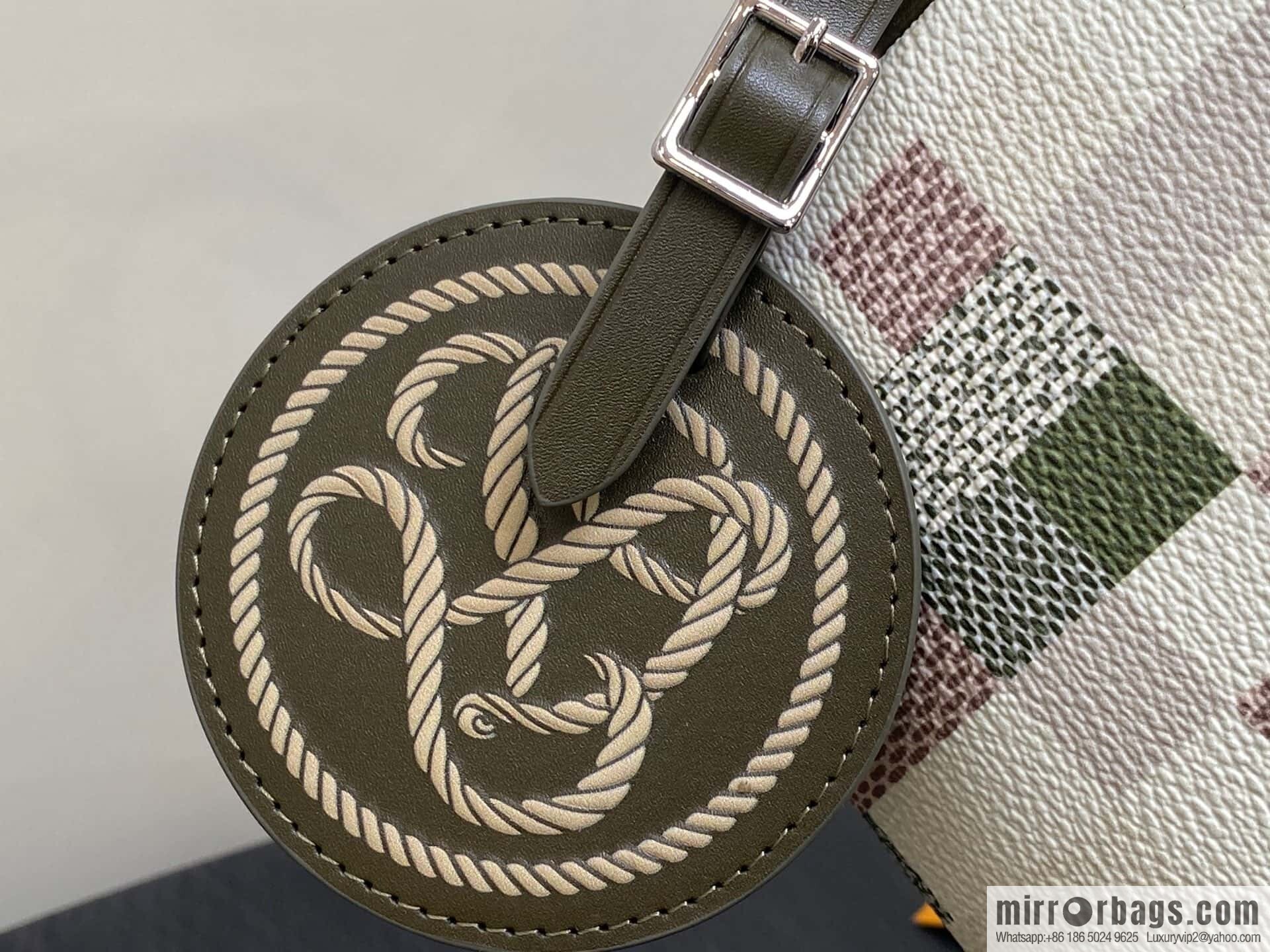 [Boutique‑grade] M00112 cosmetic bag, toilet bag, special model for the Year of the Snake, this Locker Dopp Kit toilet bag.