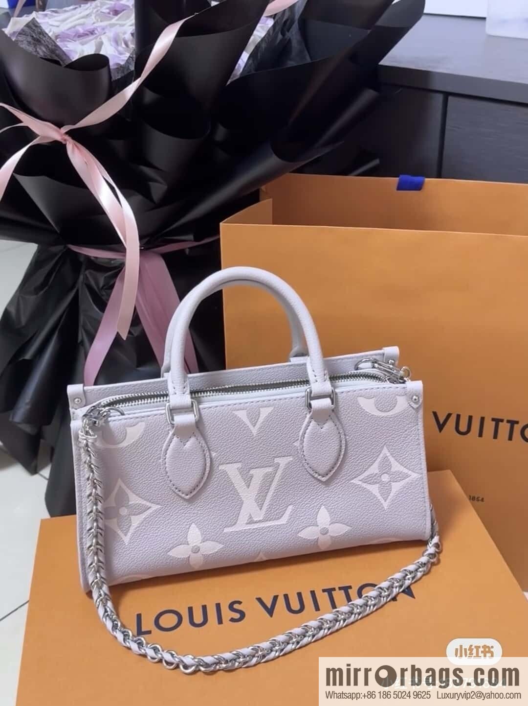 [Premium‑quality] M14213 mashed taro purple, full leather chain square bag series ONTHEGO EAST WEST handbag