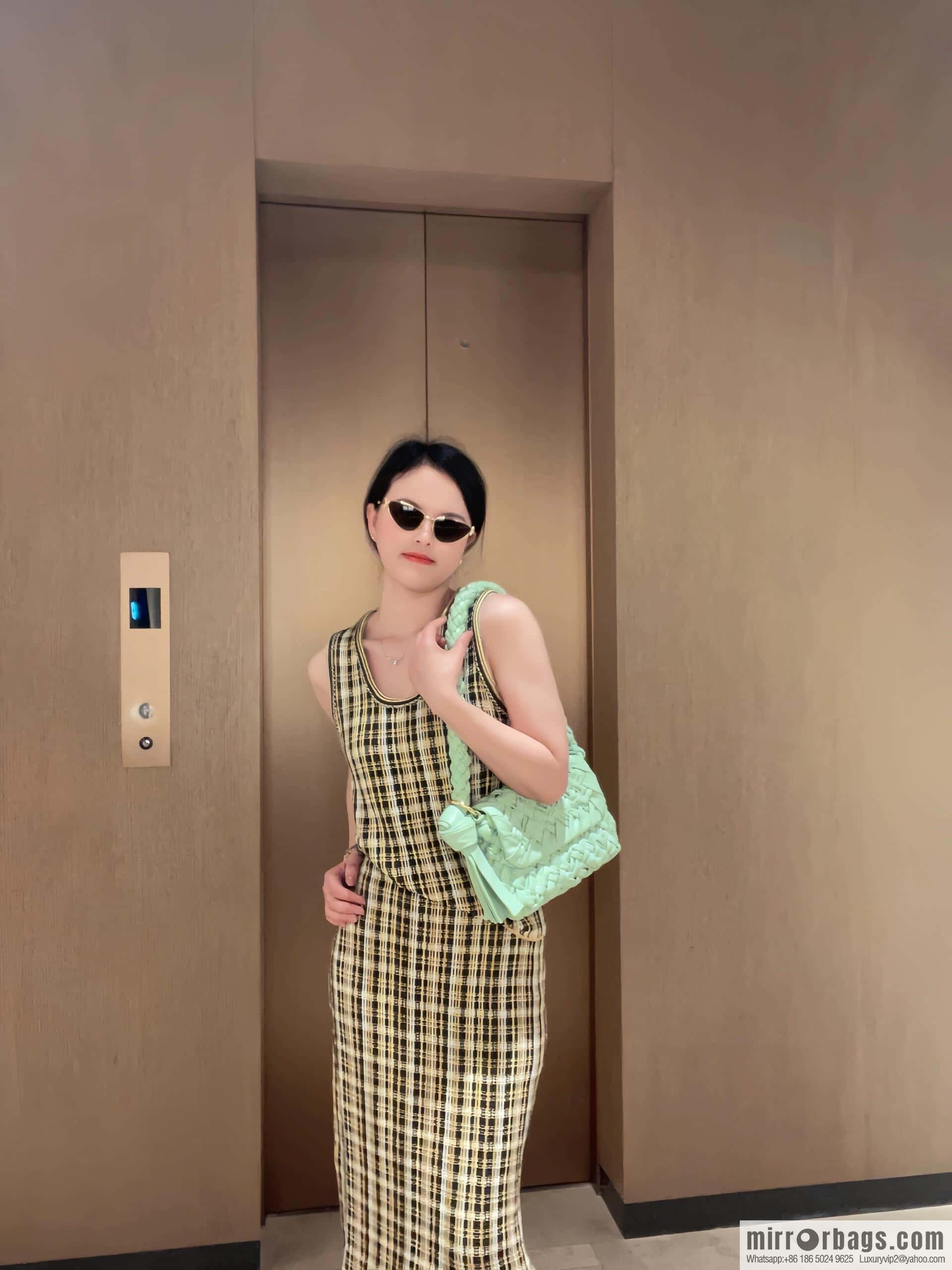 BV Kalimero Citta Handbag 785797 Fresh Mint Green