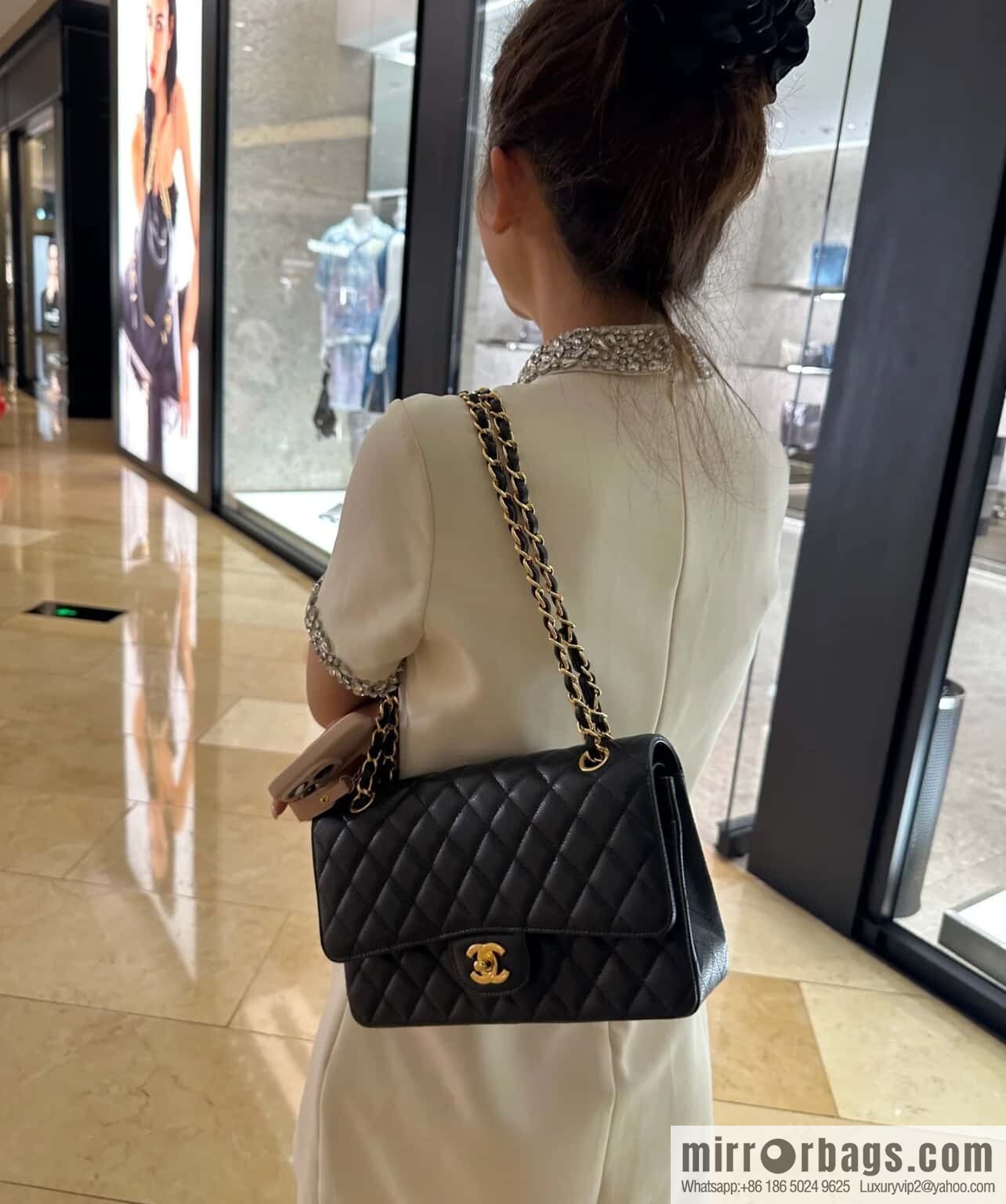ℂ𝔽 𝗖𝗹𝗮𝘀𝘀𝗶𝗰 𝗙𝗹𝗮𝗽 | Original Litchi Pattern 🐂 Medium, Black Gold 🖤 A01112