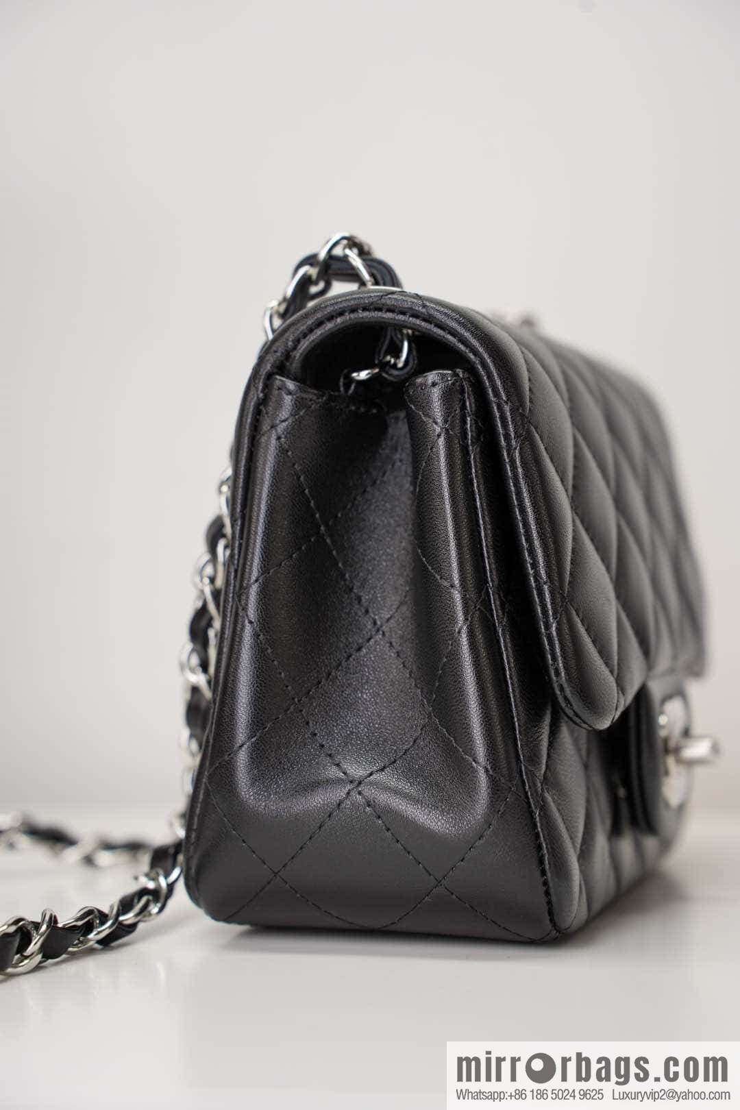 Classic Flap, Black Sheep Silver, Fatty 🔆 A01115