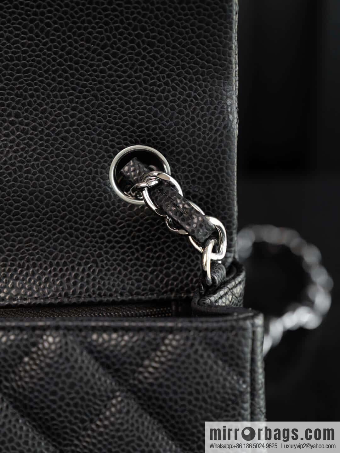ℂ𝔽 𝗖𝗹𝗮𝘀𝘀𝗶𝗰 𝗙𝗹𝗮𝗽 | genuine leather litchi pattern black silver 🖤 A01116