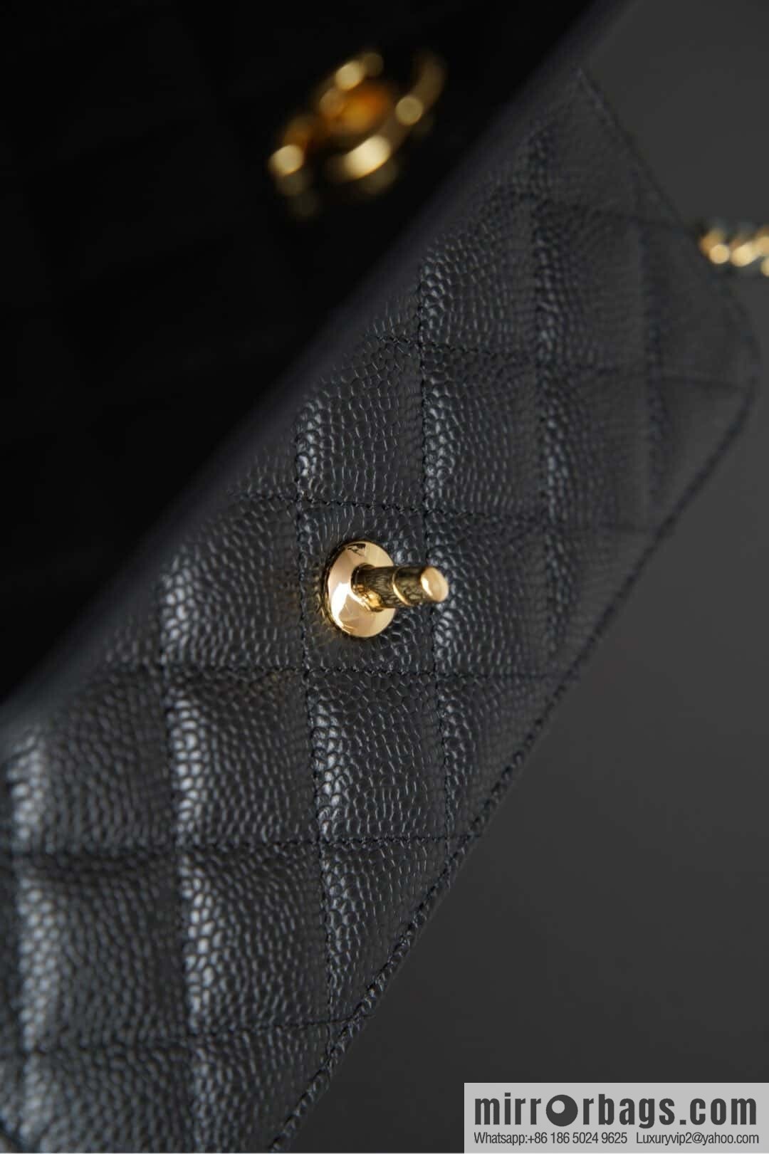 𝐂𝐡𝐚𝐧𝐞𝐥 𝟐𝟒𝐤 𝐰𝐨𝐜 fortune bag (button version) black cow gold 🖤 AP4241