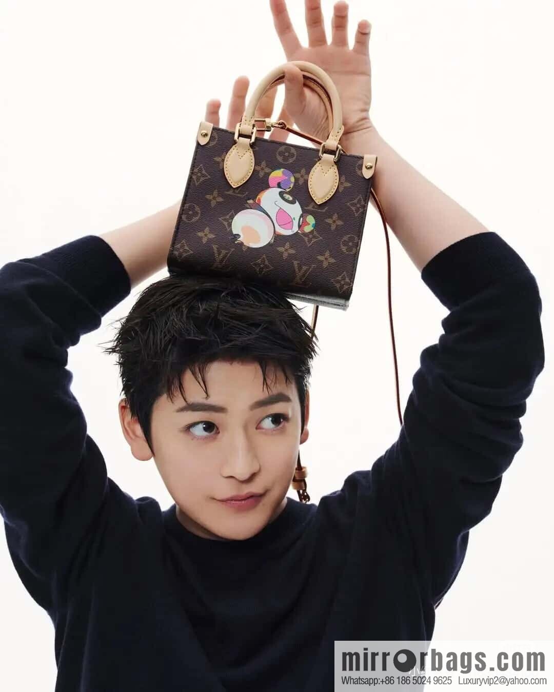 [Boutique‑grade] M13668 presbyopia, panda square bag, variable code chip version LV X TM ONTHEGO BB handbag