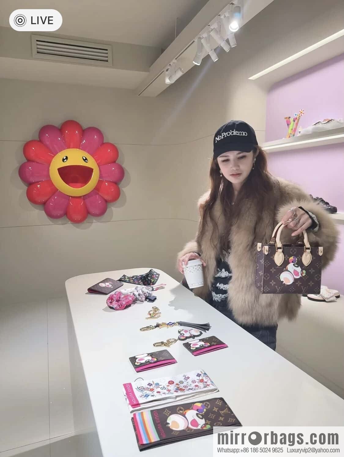[Boutique‑grade] M13668 presbyopia, panda square bag, variable code chip version LV X TM ONTHEGO BB handbag