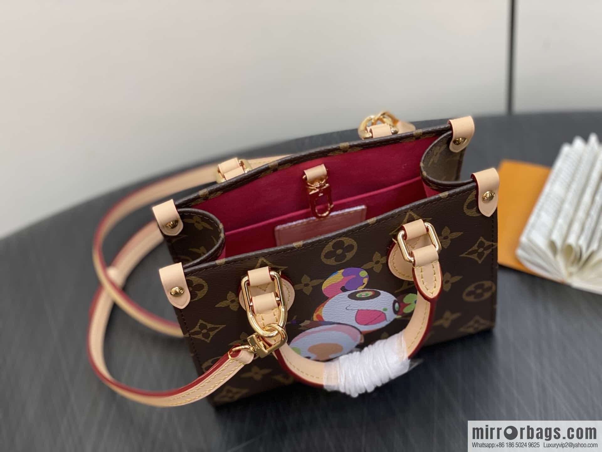 [Boutique‑grade] M13668 presbyopia, panda square bag, variable code chip version LV X TM ONTHEGO BB handbag