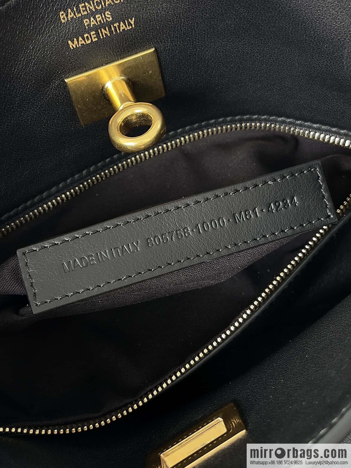 ๐๐๐ฅ๐๐ง๐๐ข๐๐ ๐๐จ๐๐๐จ Bel Air Black Smooth Cow Leather Medium Shoulder Backpack