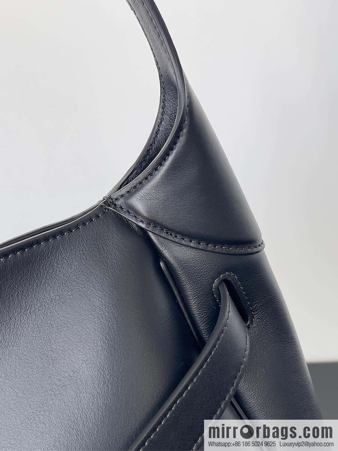 ๐๐๐ฅ๐๐ง๐๐ข๐๐ ๐๐จ๐๐๐จ Bel Air Black Smooth Cow Leather Shoulder Backpack