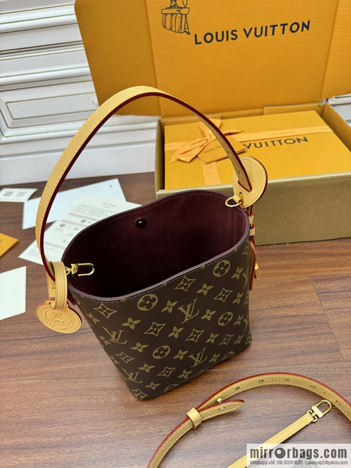 LV M12925 NEW All In BB