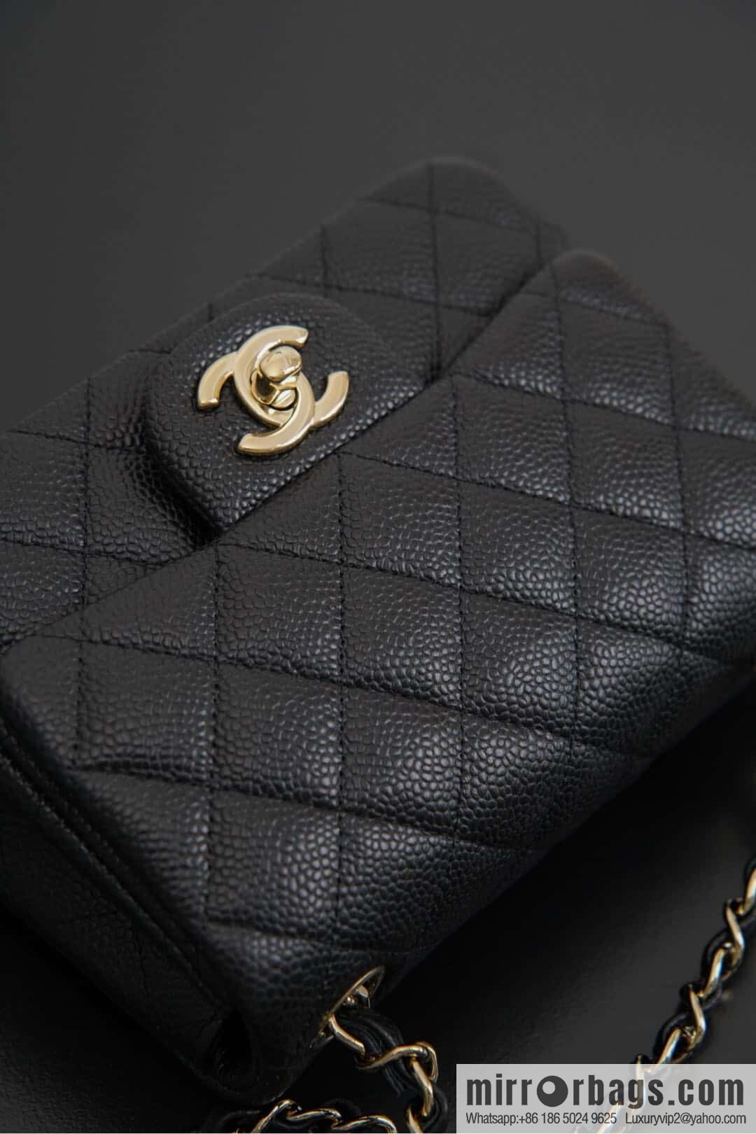 𝗖𝗹𝗮𝘀𝘀𝗶𝗰 𝗙𝗹𝗮𝗽 | genuine skin lychee pattern, Fatty Fang, black gold 🖤 A01115