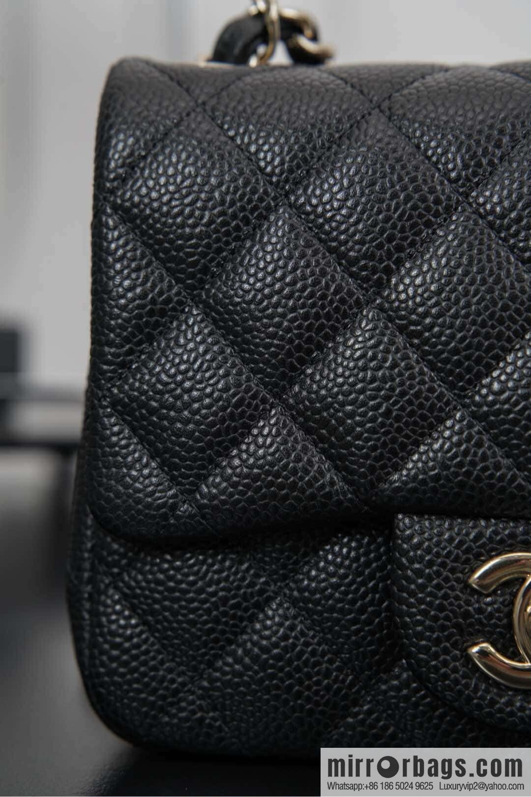 𝗖𝗹𝗮𝘀𝘀𝗶𝗰 𝗙𝗹𝗮𝗽 | genuine skin lychee pattern, Fatty Fang, black gold 🖤 A01115