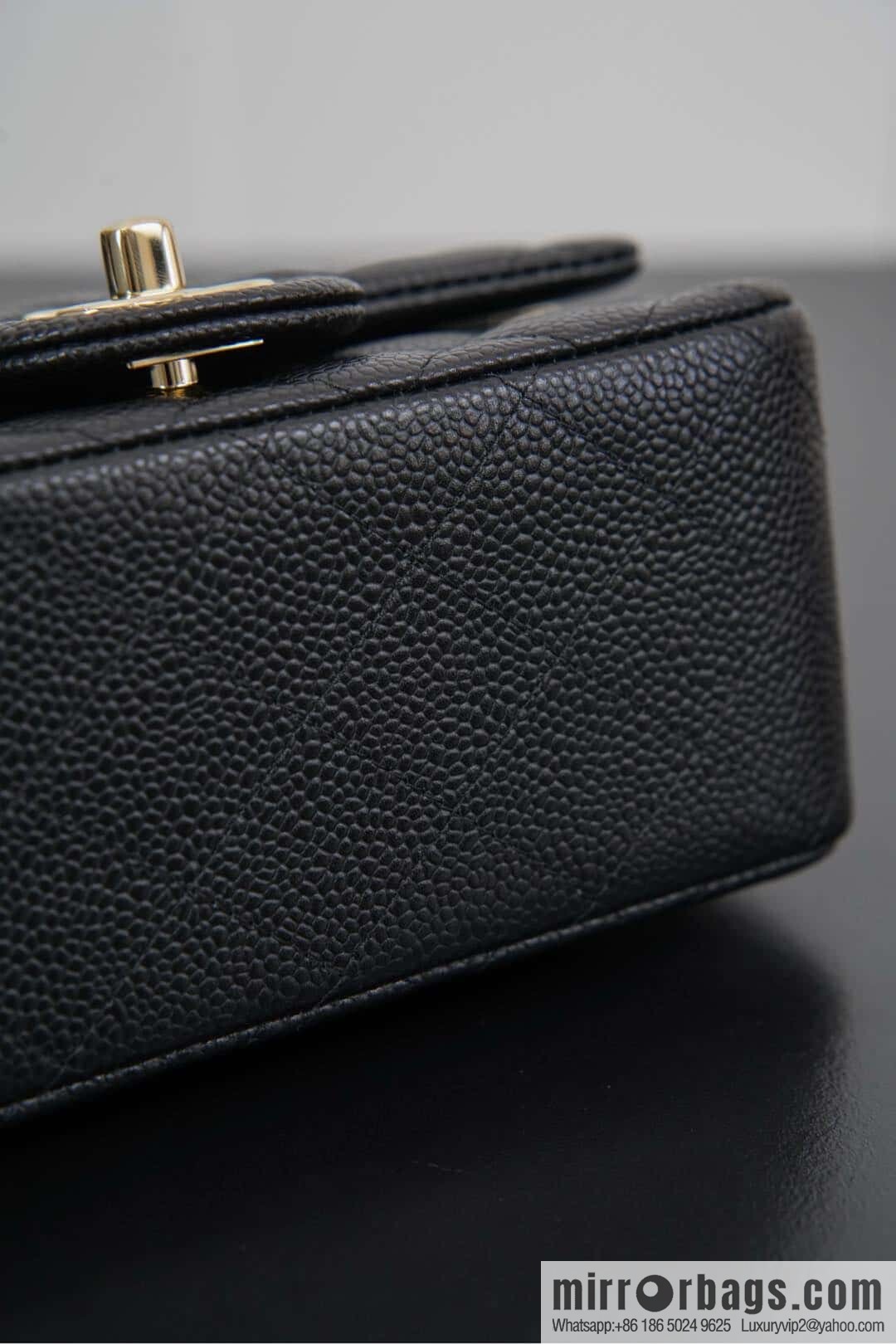 𝗖𝗹𝗮𝘀𝘀𝗶𝗰 𝗙𝗹𝗮𝗽 | genuine skin lychee pattern, Fatty Fang, black gold 🖤 A01115