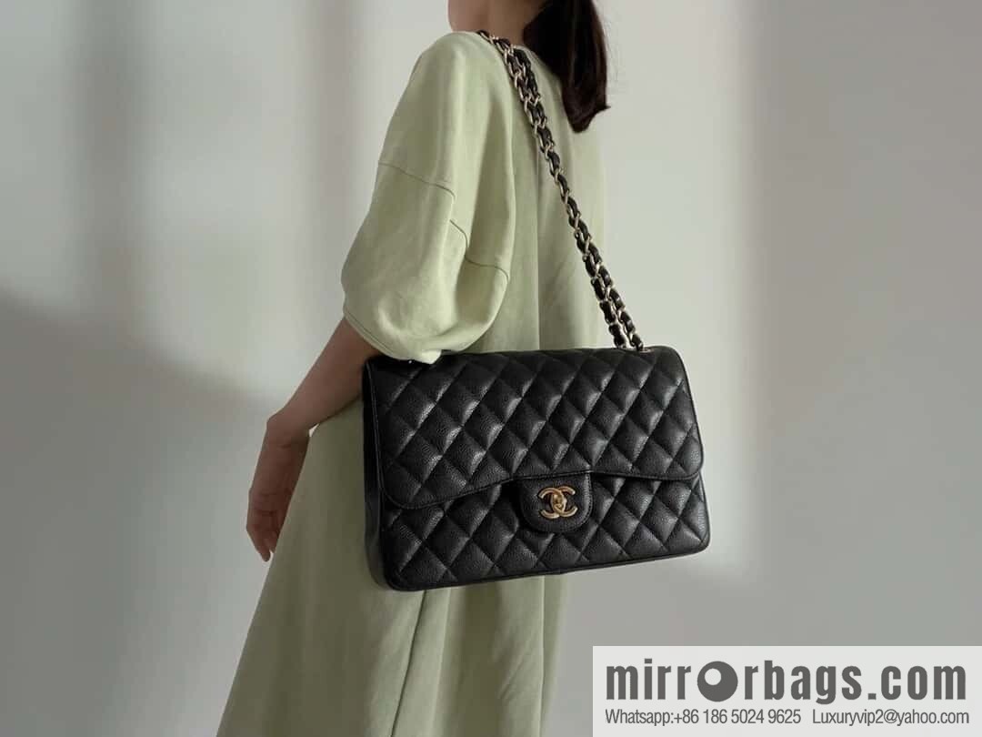 ℂ𝔽 𝗖𝗹𝗮𝘀𝘀𝗶𝗰 𝗙𝗹𝗮𝗽 𝐉𝐮𝐦𝐛𝐨 | genuine skin, caviar, black gold A58600