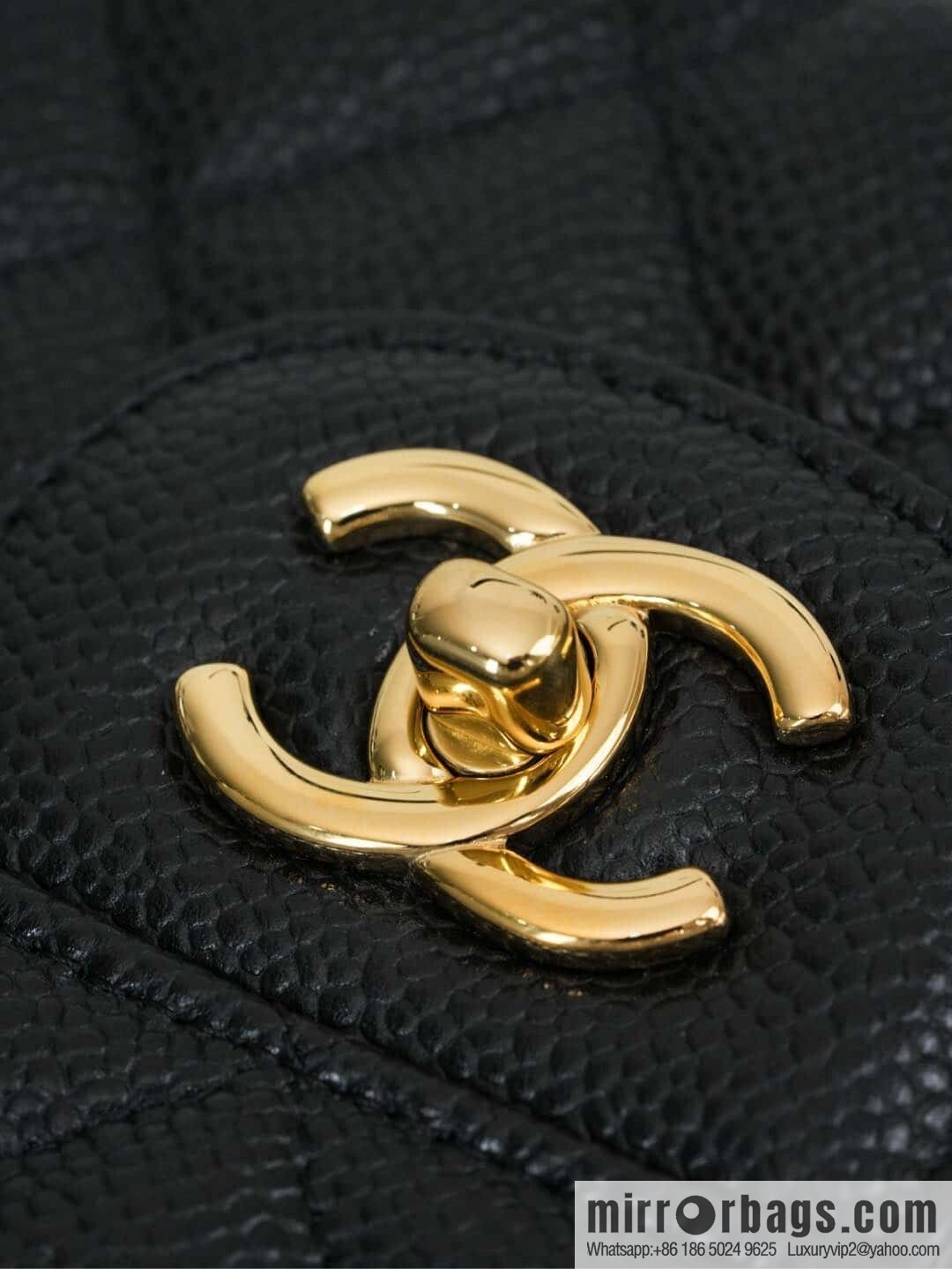 ℂ𝔽 𝗖𝗹𝗮𝘀𝘀𝗶𝗰 𝗙𝗹𝗮𝗽 𝐉𝐮𝐦𝐛𝐨 | genuine skin, caviar, black gold A58600
