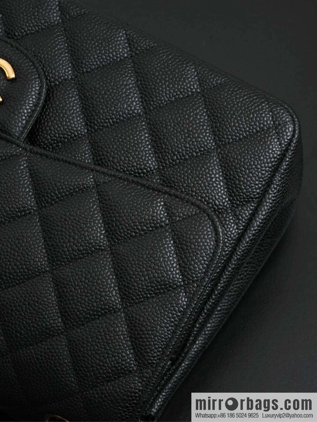ℂ𝔽 𝗖𝗹𝗮𝘀𝘀𝗶𝗰 𝗙𝗹𝗮𝗽 𝐉𝐮𝐦𝐛𝐨 | genuine skin, caviar, black gold A58600
