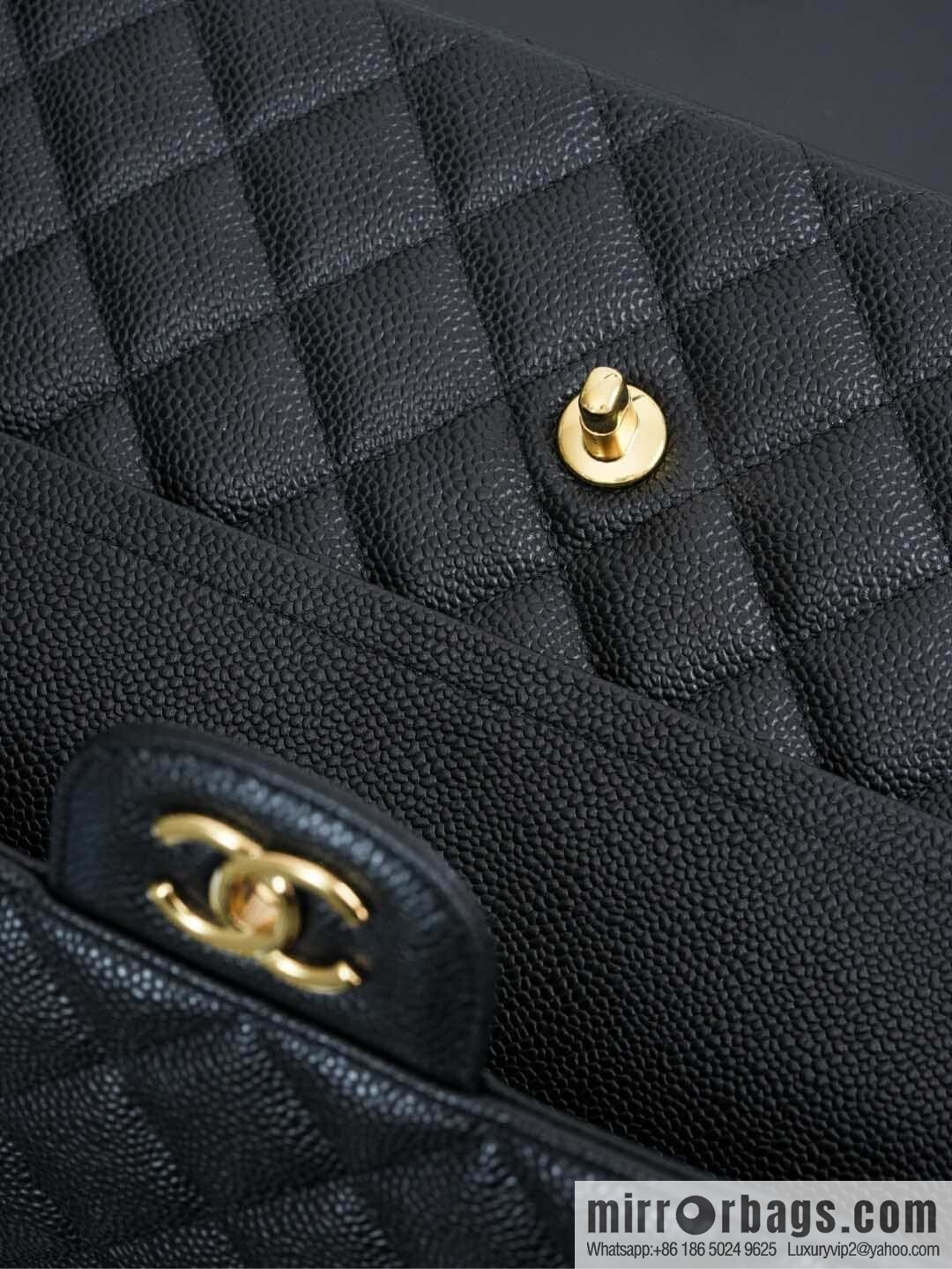 ℂ𝔽 𝗖𝗹𝗮𝘀𝘀𝗶𝗰 𝗙𝗹𝗮𝗽 𝐉𝐮𝐦𝐛𝐨 | genuine skin, caviar, black gold A58600