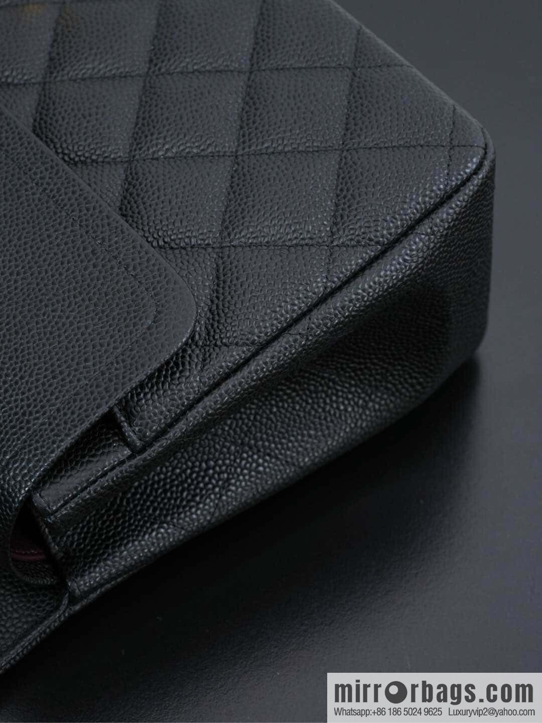 ℂ𝔽 𝗖𝗹𝗮𝘀𝘀𝗶𝗰 𝗙𝗹𝗮𝗽 𝐉𝐮𝐦𝐛𝐨 | genuine skin, caviar, black gold A58600
