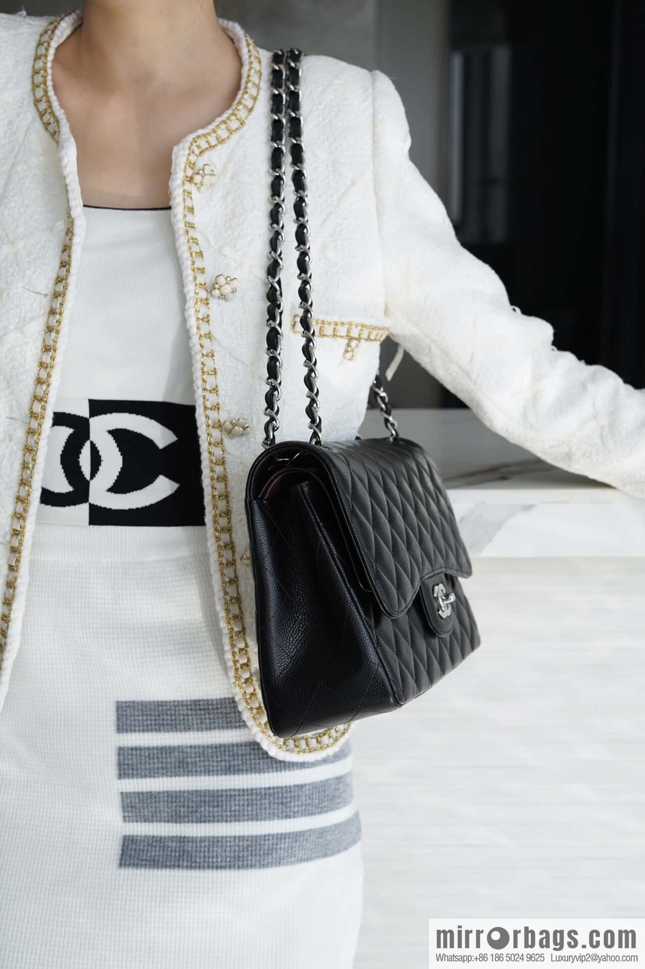 โ๐ฝ ๐๐น๐ฎ๐๐๐ถ๐ฐ ๐๐น๐ฎ๐ฝ ๐๐ฎ๐ฆ๐๐จ ๏ฝ genuine leather, caviar, black silver ๐ค A58600