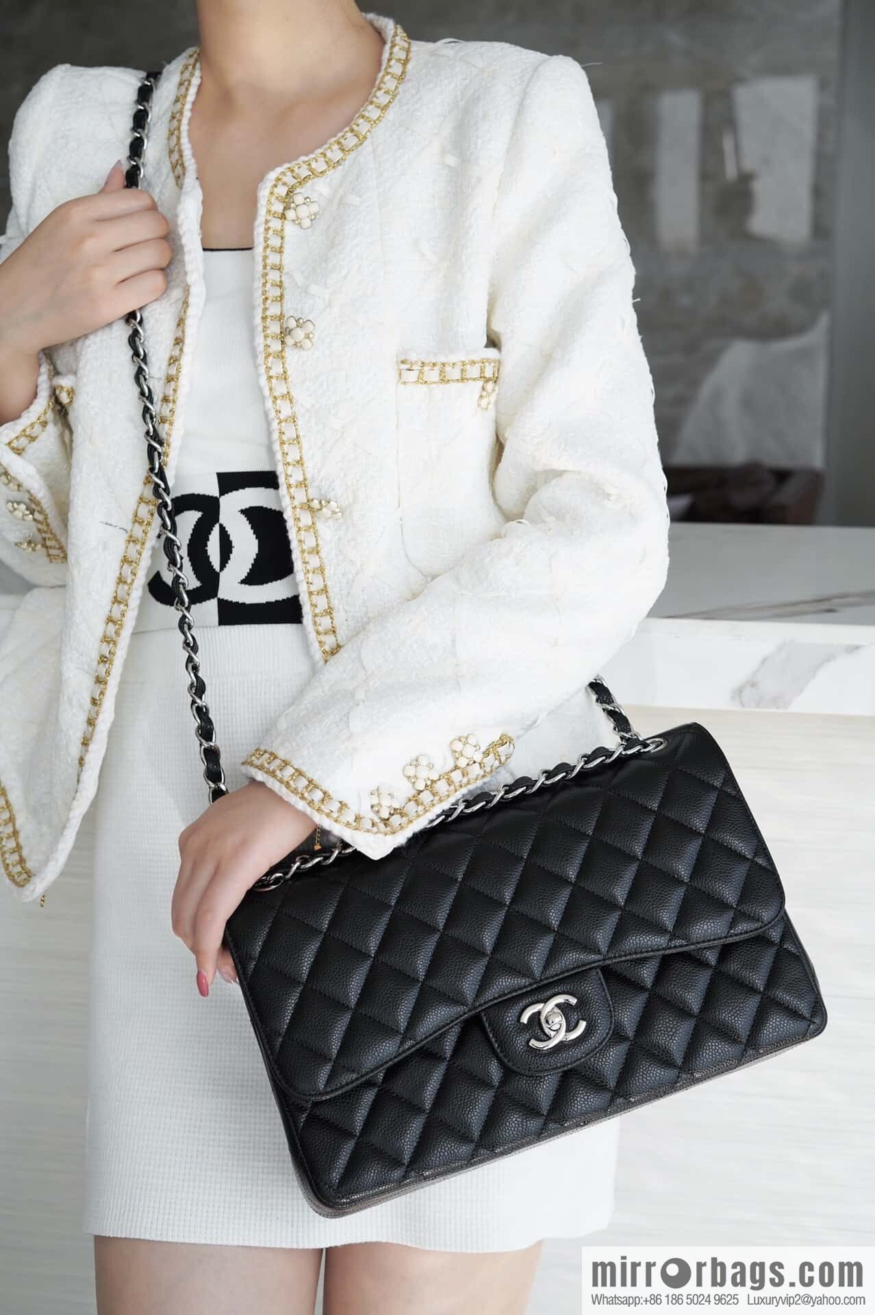โ๐ฝ ๐๐น๐ฎ๐๐๐ถ๐ฐ ๐๐น๐ฎ๐ฝ ๐๐ฎ๐ฆ๐๐จ ๏ฝ genuine leather, caviar, black silver ๐ค A58600
