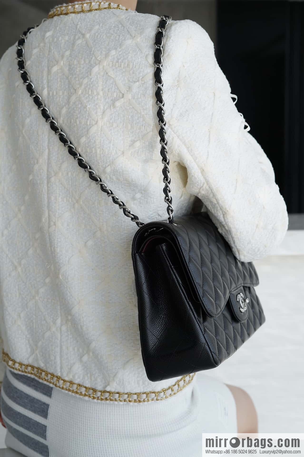 โ๐ฝ ๐๐น๐ฎ๐๐๐ถ๐ฐ ๐๐น๐ฎ๐ฝ ๐๐ฎ๐ฆ๐๐จ ๏ฝ genuine leather, caviar, black silver ๐ค A58600