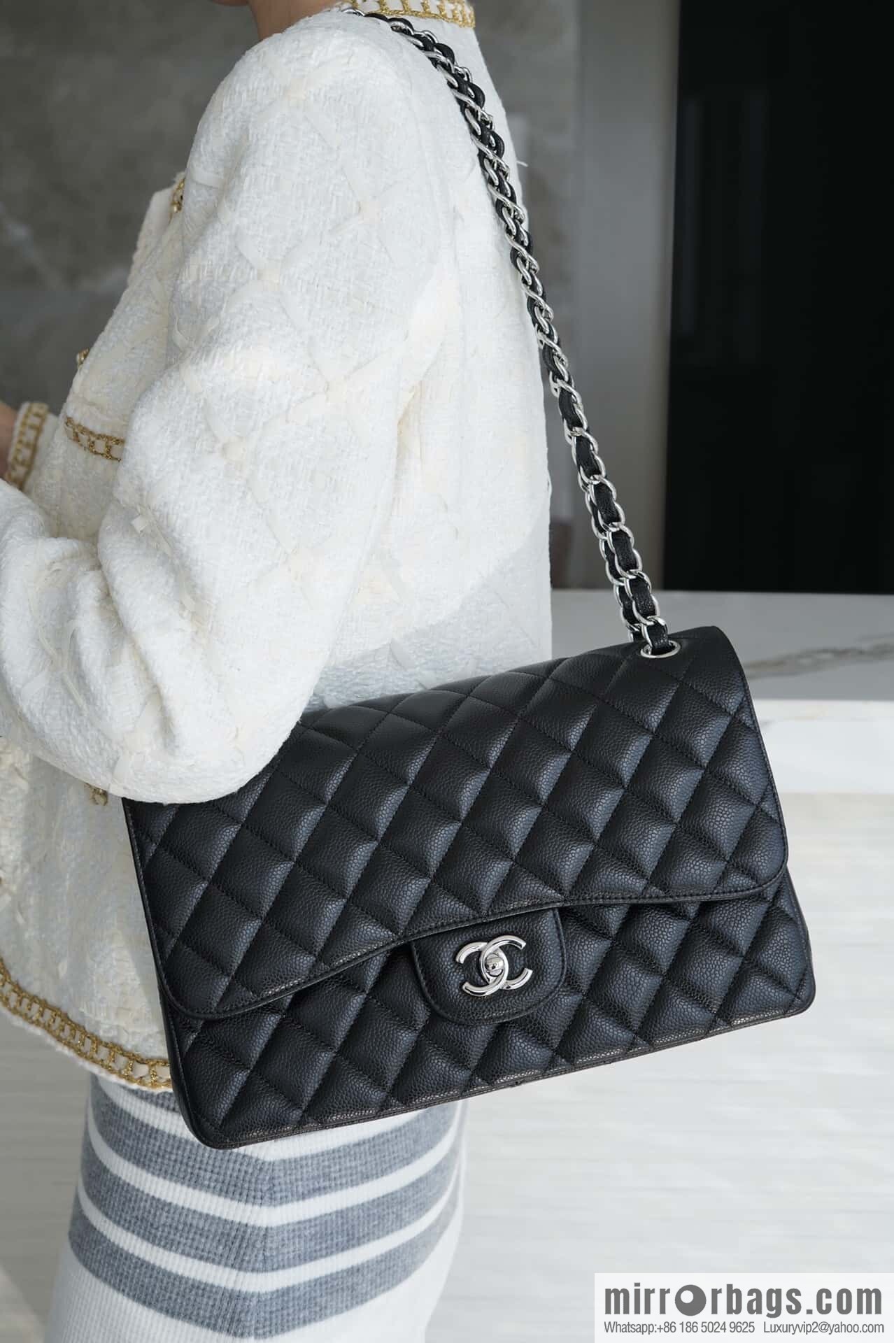 โ๐ฝ ๐๐น๐ฎ๐๐๐ถ๐ฐ ๐๐น๐ฎ๐ฝ ๐๐ฎ๐ฆ๐๐จ ๏ฝ genuine leather, caviar, black silver ๐ค A58600