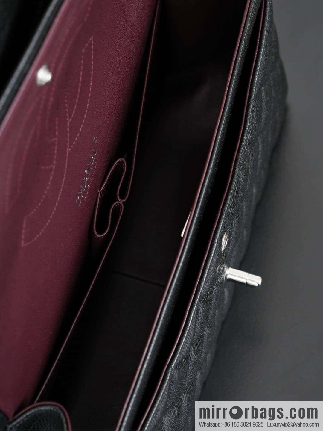 โ๐ฝ ๐๐น๐ฎ๐๐๐ถ๐ฐ ๐๐น๐ฎ๐ฝ ๐๐ฎ๐ฆ๐๐จ ๏ฝ genuine leather, caviar, black silver ๐ค A58600
