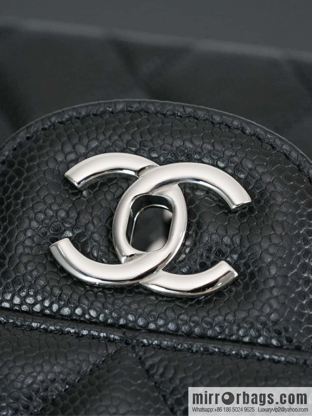 โ๐ฝ ๐๐น๐ฎ๐๐๐ถ๐ฐ ๐๐น๐ฎ๐ฝ ๐๐ฎ๐ฆ๐๐จ ๏ฝ genuine leather, caviar, black silver ๐ค A58600