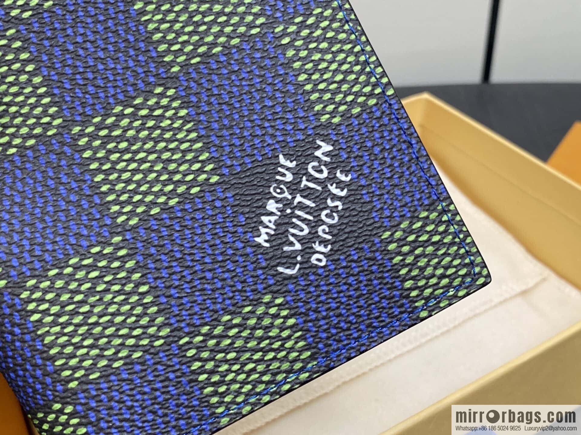 [Boutique‑grade] N00168 blue grid, passport holder, passport cover.