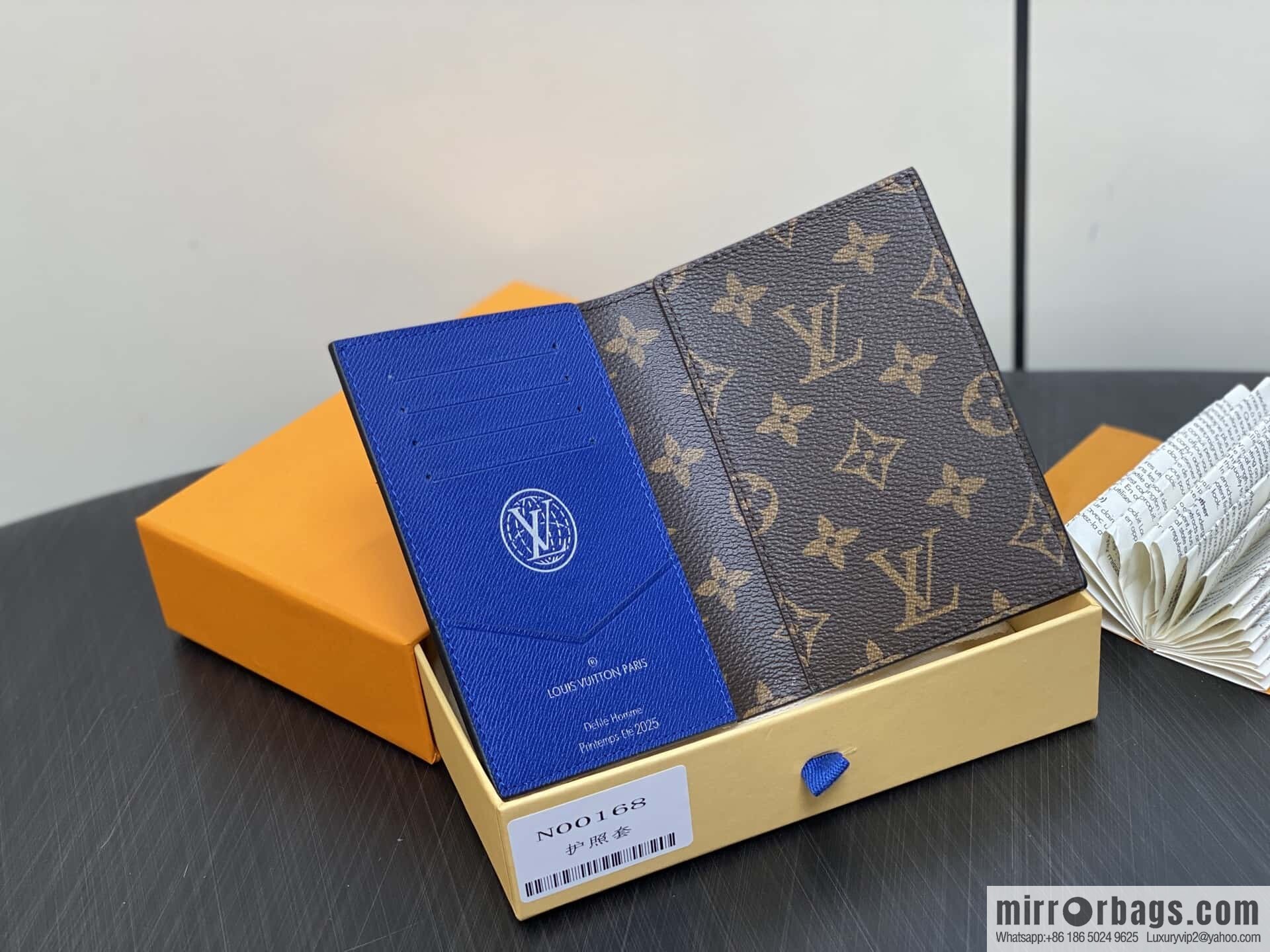 [Boutique‑grade] N00168 blue grid, passport holder, passport cover.