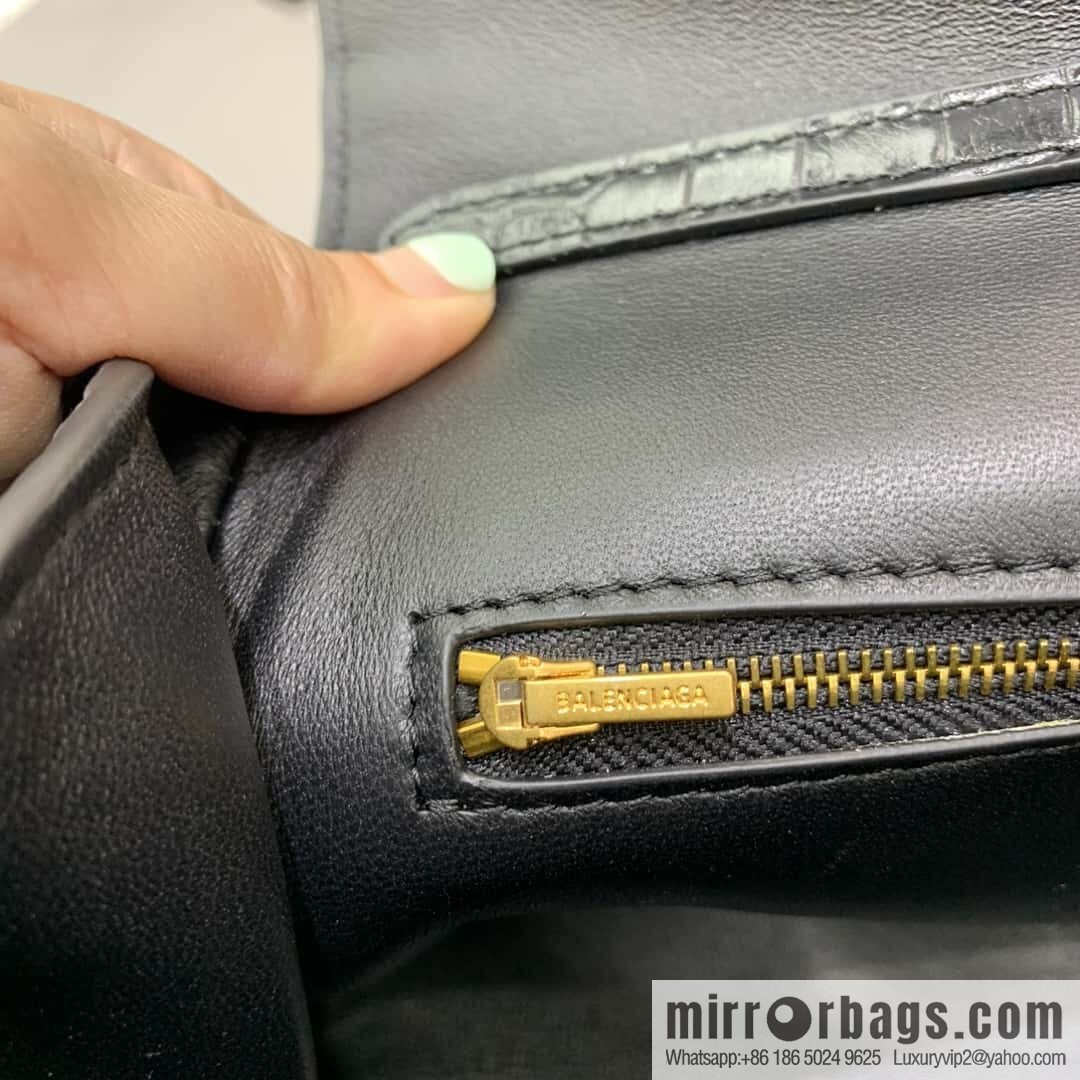 🖤[Small crocodile black 】 𝐁𝐀𝐋𝐄𝐍𝐂𝐈𝐀𝐆𝐀 𝐑𝐎𝐃𝐄𝐎 𝐁𝐀𝐆 series handbag model number: 78972
