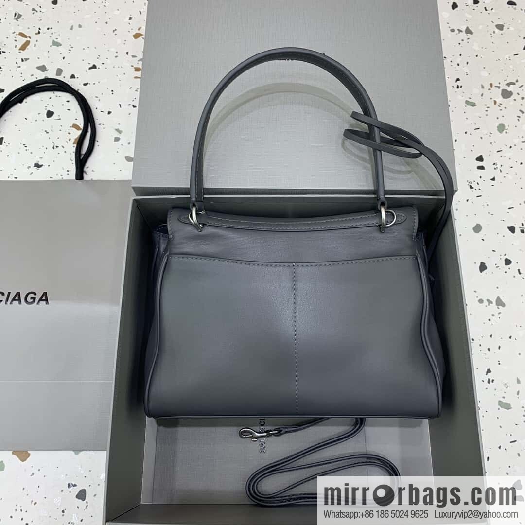 🖤[Small premium gray 】 𝐁𝐀𝐋𝐄𝐍𝐂𝐈𝐀𝐆𝐀 𝐑𝐎𝐃𝐄𝐎 𝐁𝐀𝐆 series handbag model number: 78972