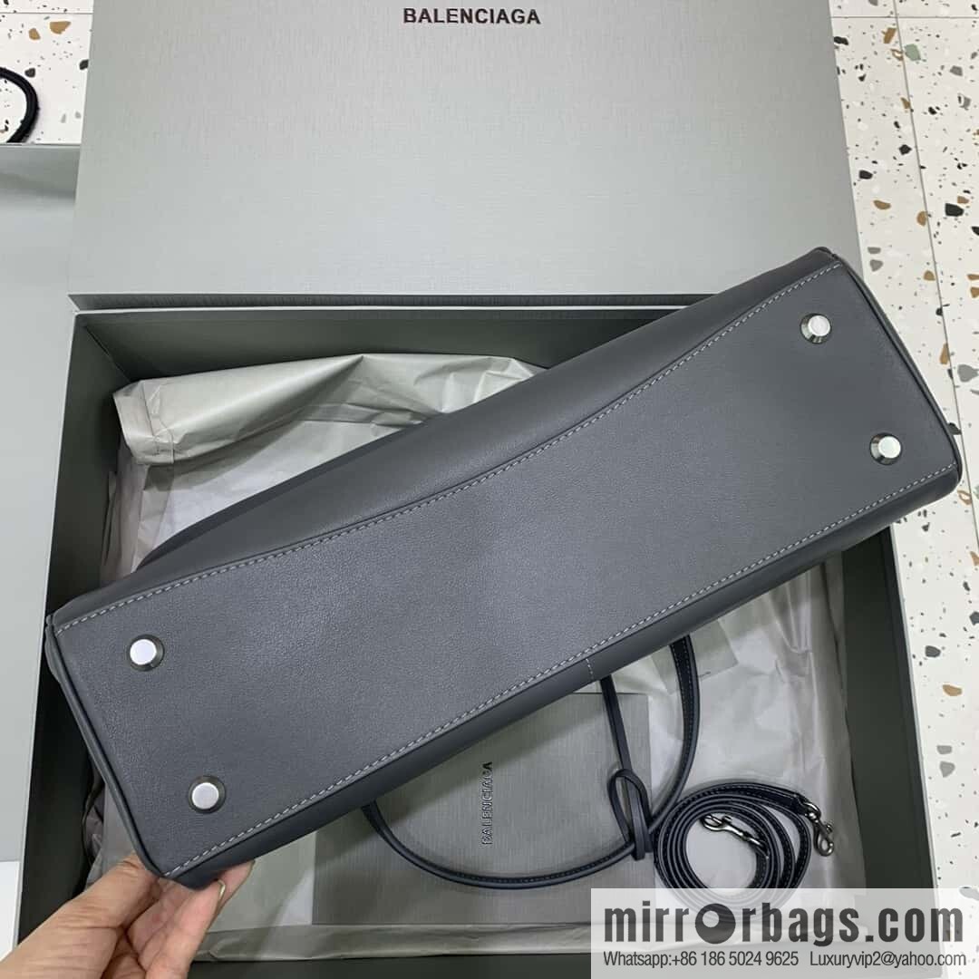 [Large premium gray silver buckle ใ ๐๐๐๐๐๐๐๐๐๐ ๐๐๐๐๐ ๐๐๐ series handbag model number: 78972