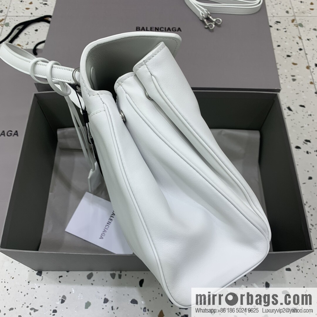 [Medium white silver buckle 】 𝐁𝐀𝐋𝐄𝐍𝐂𝐈𝐀𝐆𝐀 𝐑𝐎𝐃𝐄𝐎 𝐁𝐀𝐆 series handbag model number: 78972
