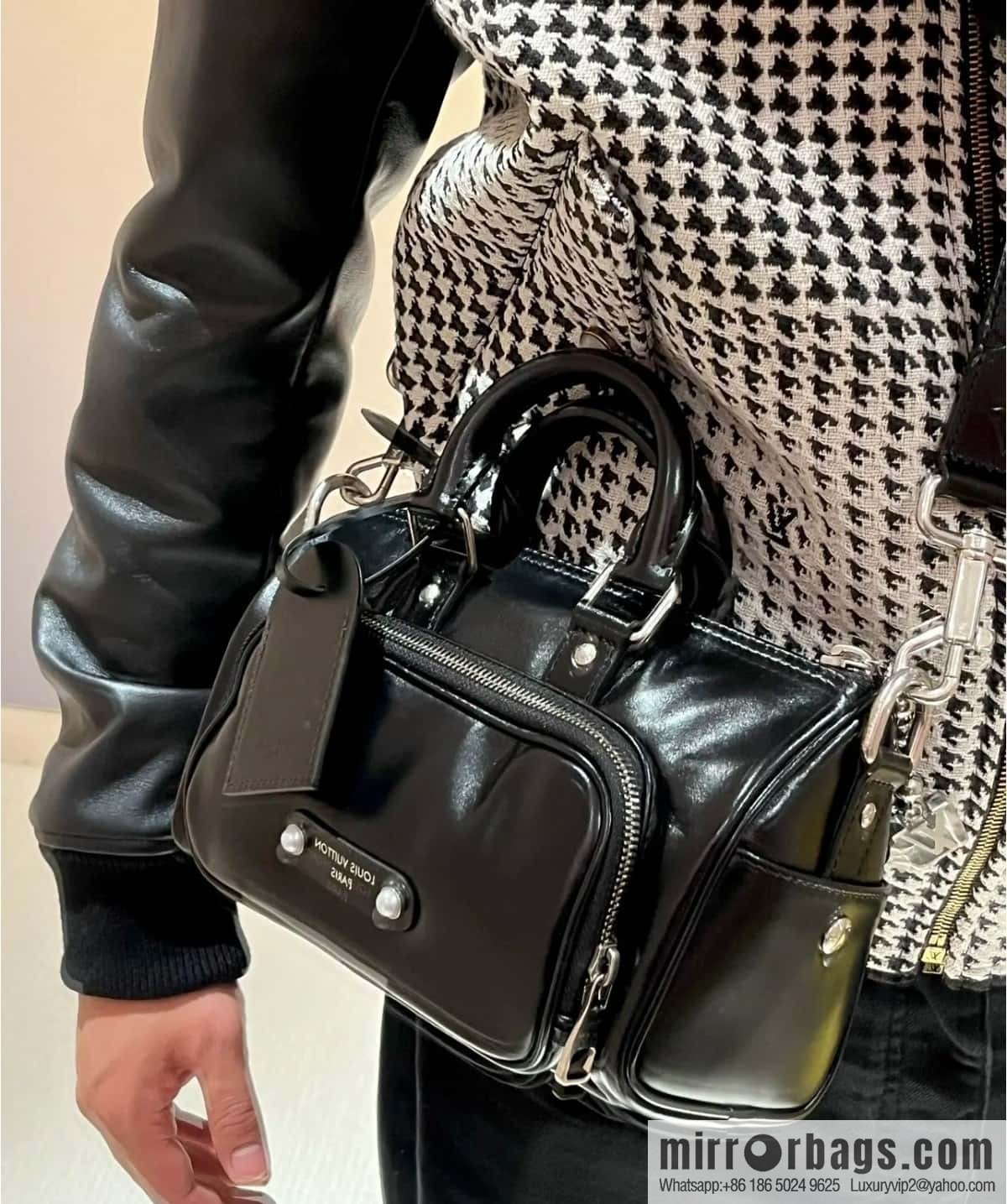 [Boutique‑grade] M13988 black full leather men's bag, pillow bag KEEPALL BANDOULIZRE 25 handbag