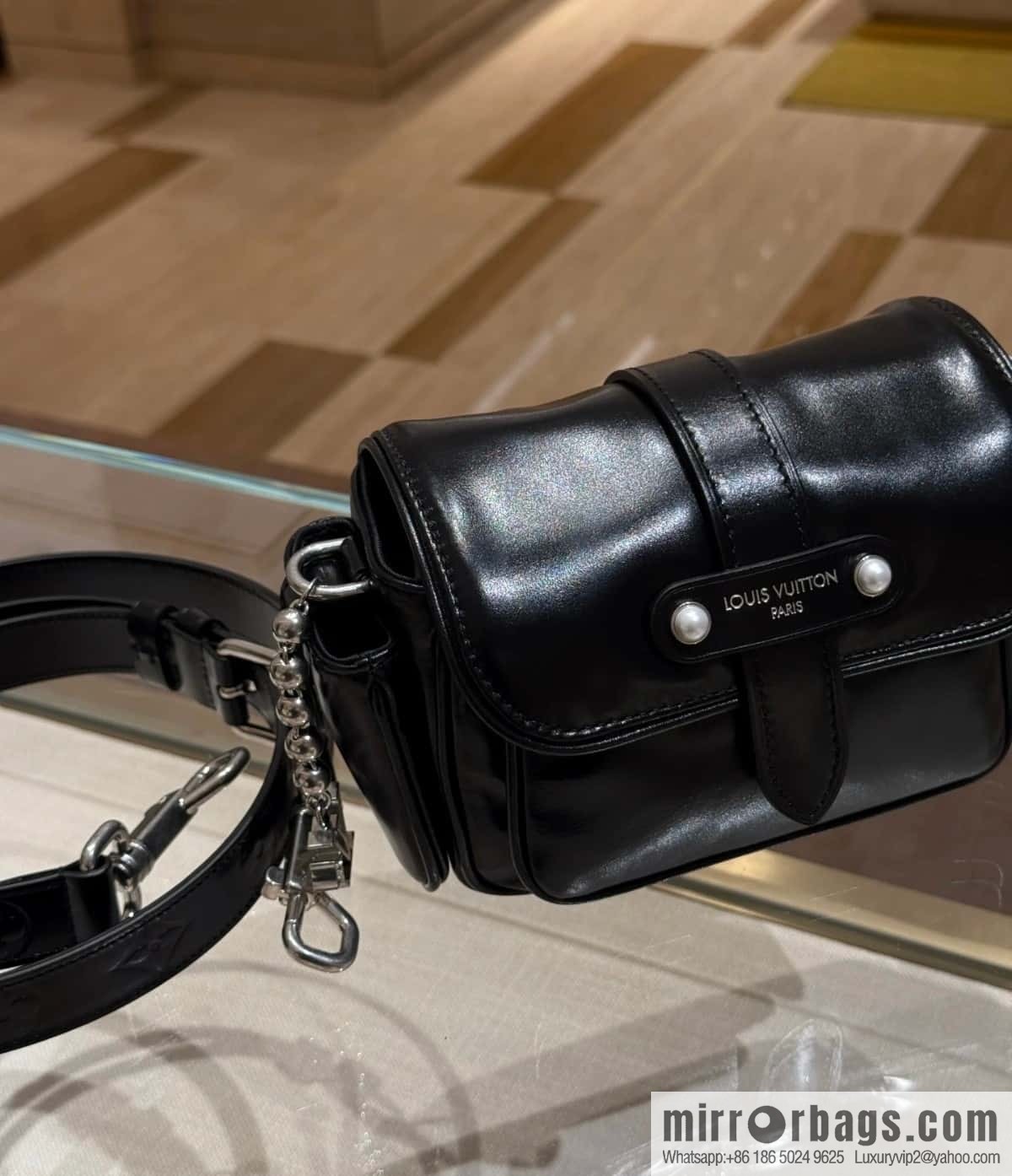 [Premium‑quality] M13989 black full leather men's bag messenger bag cargo mini messenger handbag