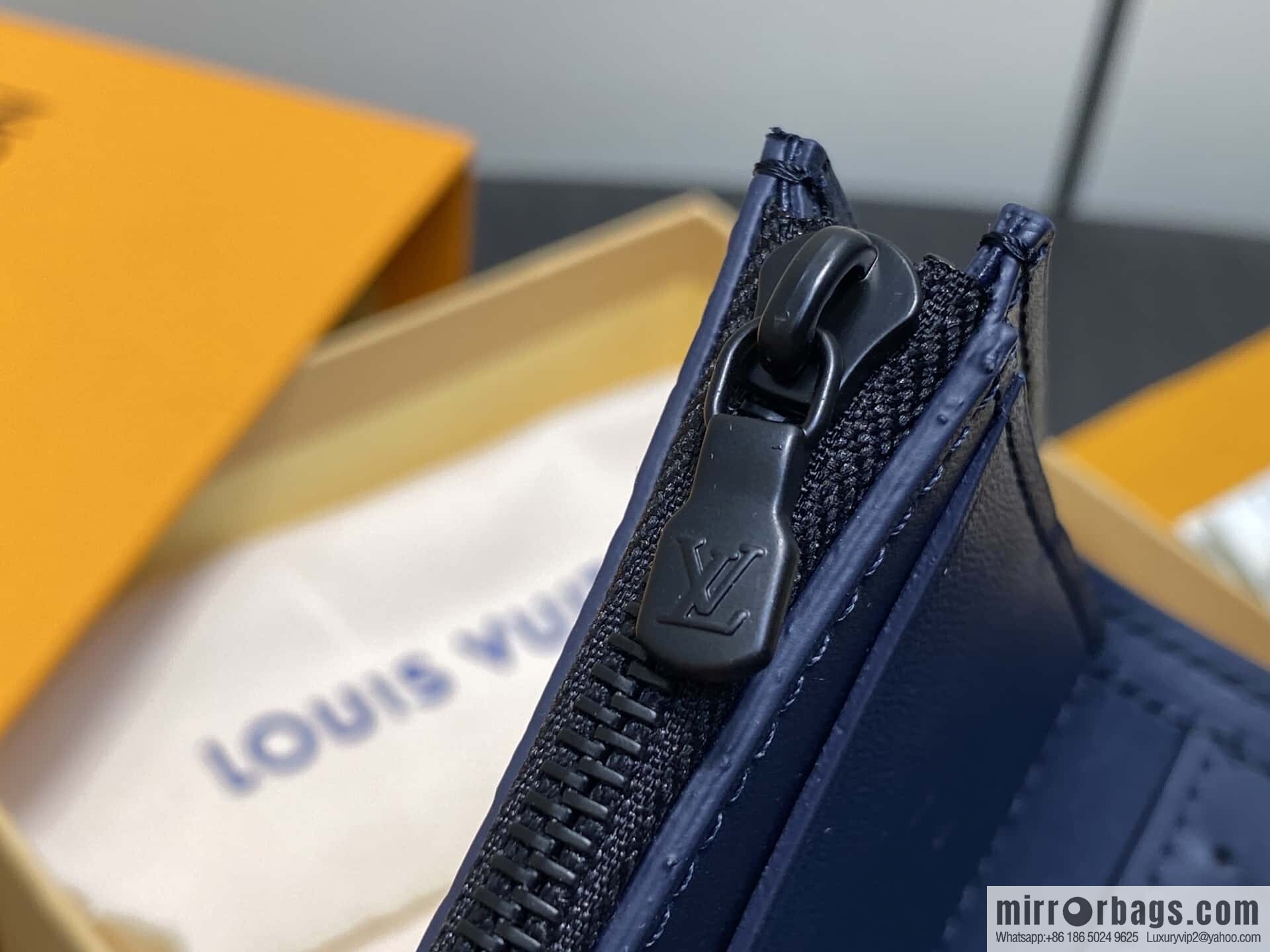 [Premium‑quality] M14793 dark blue, full leather embossed M12598 tri-fold wallet Victor wallet